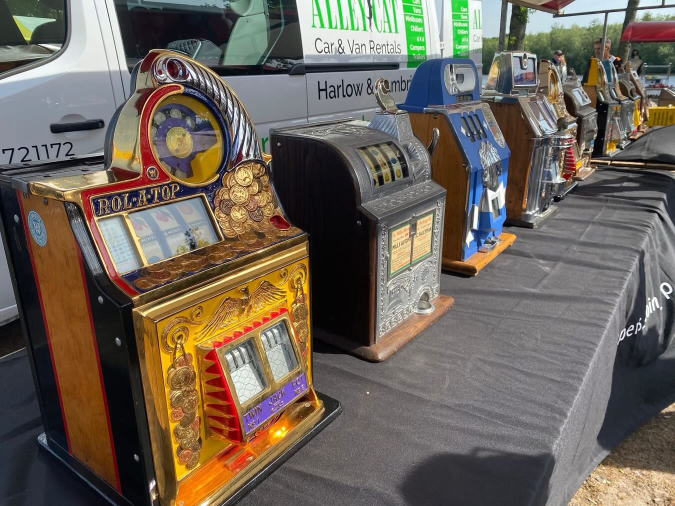 Last weekend we once again visited @rockaroundthejukebox show in Rosmalen, Netherlands. To exhibit and show some of our finest machines.
If you are looking for something similar, perhaps a vintage slot machine, one arm bandit, trade stimulator, allwin or gumball machine for your own games room, we’re more than happy to talk things through.
Maybe everyone’s favourite - a Watling rol-a-top or three!! 🤩
Crew cab van courtesy of @alleycatcarandvanrentals
#vintageslotmachine #jukebox #vintagecoinop #coinoperated #onearmbandit