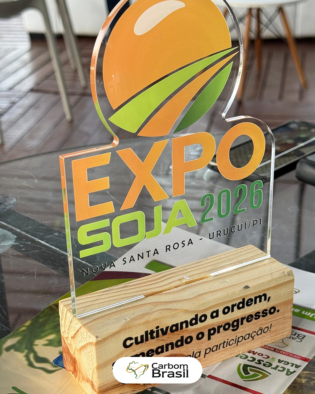 A EXPOSOJA 2026 foi um sucesso e a Carbom Brasil leva na bagagem conexões valiosas! 🤝
Foram dias de puro aprendizado, bons negócios num ambiente repleto de inovação e, acima de tudo, proximidade com quem faz o agro acontecer: você, produtor.
Agradecemos a cada cliente, parceiro e amigo que visitou o nosso stand.
Obrigado pela confiança e parceria de sempre! 🚀
#CarbomBrasil #Exposoja2026 #Agricultura #Sustentabilidade #Bioinsumos
