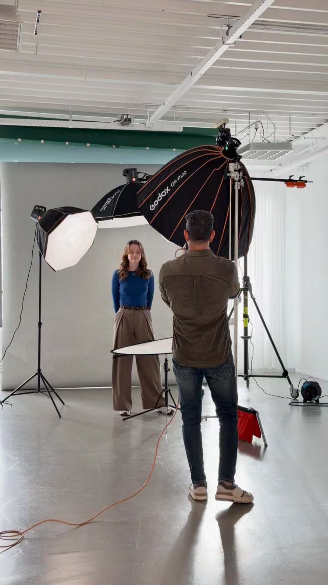 Portraits that speak without words. Shot at Panther Studios.
#pantherstudio #portrait #shoot #videos #reels