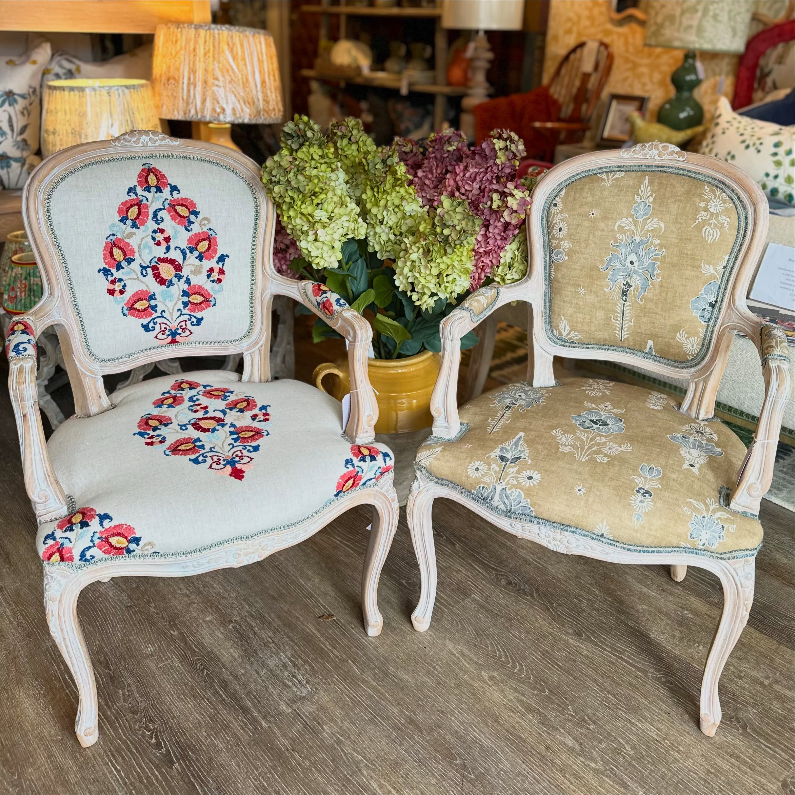 We have restored two beautiful lime washed period chairs - perfect for a one of a kind piece in the corner of your bedroom, bathroom or hallway ✨
Which would you choose? We just can’t decide!
#oneofakind #vintagechair #upholsteredchair #bedroomchairs #uniquedesign