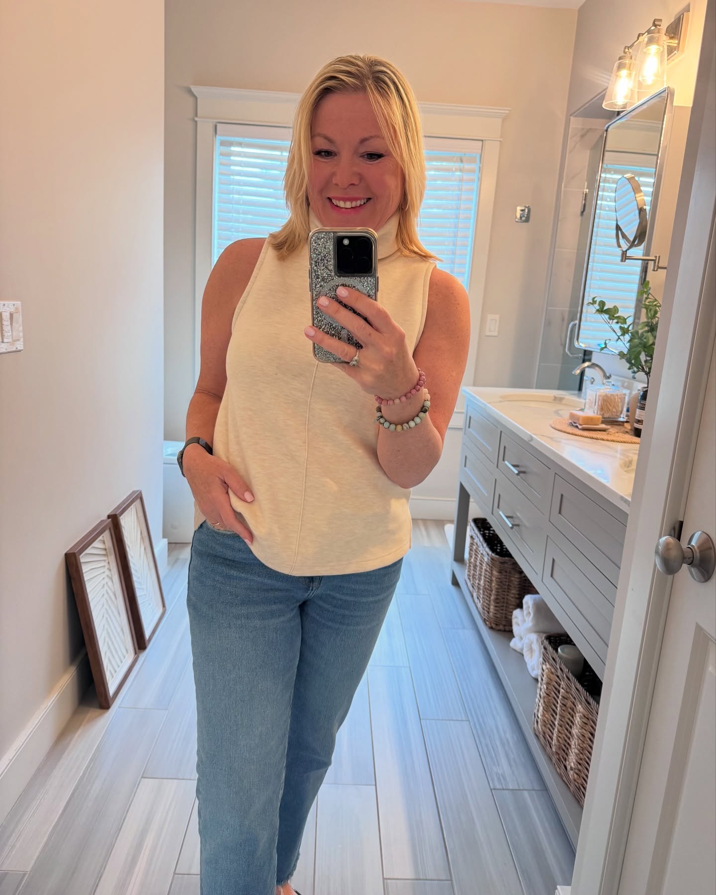 Six things I wish I knew years ago that help me feel my best in my 50s… 💛
1️⃣ Consistency matters more than perfection
The women getting the best long-term results are not the ones doing everything perfectly. They are the ones who keep coming back to their basics over and over again.
2️⃣ Strength training changes everything
Not just physically… mentally too. Building muscle in midlife has helped my confidence, energy, posture, metabolism, and overall resilience more than hours of cardio ever did.
3️⃣ Protein really does matter in midlife
I used to under-eat protein constantly and wonder why I felt tired, hungry, and struggled with body composition. Prioritizing protein has been a game changer.
4️⃣ Stress affects your body more than you think
Sleep, cortisol, overwhelm, overcommitting, constantly rushing… it all matters. Midlife wellness isn’t just about workouts and macros. Your nervous system matters too.
5️⃣ Walking is underrated
Some of my best “therapy” has happened on walks. Fresh air, movement, regulating stress, clearing my mind… never
underestimate the power of a simple walk.
6️⃣ Healthy living should still feel like living
I no longer chase extremes. I want strength, energy, confidence, longevity, joy, balance, and a lifestyle I can actually sustain.
And honestly? I’m still learning. But I feel more grounded in my health now than I did years ago.
What’s something YOU’ve learned about wellness as you’ve gotten older? ✨
#fitover50 #wellnessjourney #nutritioncoach #onlinefitness