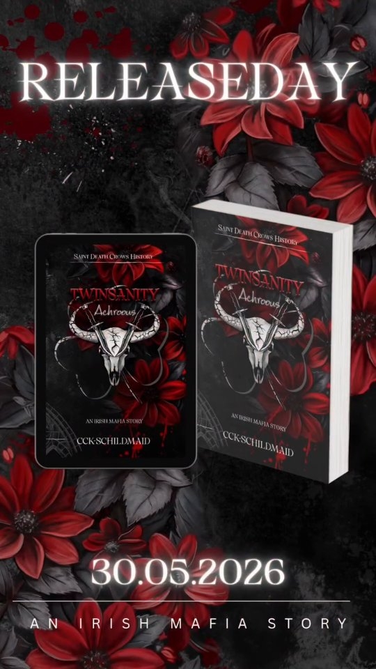 ☠️ Coverrelease ☠️
Die 𝐒𝐚𝐢𝐧𝐭 𝐃𝐞𝐚𝐭𝐡 𝐂𝐫𝐨𝐰𝐬 𝐇𝐢𝐬𝐭𝐨𝐫𝐲 geht in die zweite Runde.
Die Shields freuen sich schon. 😂 oder eben auch nicht...
Aber erstmal feiern wir ein weiteres Meisterstück von @black.n.drew - der den Iren auch diesmal wieder ein grandioses Gewand gegeben hat. 🩶
Tausend Dank dafür. 🤩
Und diesmal müsst ihr gar nicht so lange bis zur Veröffentlichung warten.
Am 30.05.26 ist es bereits soweit.
->Das E-Book kann ab heute vorbestellt werden.
💀💀💀
Klappentext:
𝑾𝒊𝒓 𝒔𝒑𝒊𝒆𝒍𝒆𝒏 𝒅𝒂𝒔 𝑺𝒑𝒊𝒆𝒍 𝒅𝒆𝒓 𝒘𝒂𝒉𝒓𝒆𝒏 𝑴𝒂𝒄𝒉𝒕.
𝑨𝒌𝒕 𝟐: 𝑬𝒔 𝒊𝒔𝒕 𝒁𝒆𝒊𝒕, 𝒅𝒊𝒆 𝑭ä𝒅𝒆𝒏 𝒛𝒖 𝒔𝒑𝒂𝒏𝒏𝒆𝒏.
ꜰʀᴇʏᴀ ᴜɴᴅ ʟɪᴀᴍ ꜱʜɪᴇʟᴅ.
ᴠᴇʀʟᴏʀᴇɴ ɪɴ ᴅᴇʀ ᴇɪɴꜱᴀᴍᴋᴇɪᴛ ɪʜʀᴇʀ ꜱᴇᴇʟᴇɴ.
ɢᴇᴢᴇɪᴄʜɴᴇᴛ ᴠᴏᴍ ꜱᴄʜᴍᴇʀᴢ ɪʜʀᴇʀ ʜᴇʀᴢᴇɴ.
ɢᴇᴛʀɪᴇʙᴇɴ ᴠᴏᴍ ʙʀᴇɴɴᴇɴᴅᴇɴ ʜᴀꜱꜱ ɪʜʀᴇʀ ɢᴇᴅᴀɴᴋᴇɴ.
Die Sünden der Vergangenheit sind über die Zwillinge hereingebrochen und haben blutende Wunden hinterlassen. Killian Kelly nahm ihnen das, was sie am meisten liebten. Freyas Seele liegt in tausend Scherben zu ihren Füßen, während Splitter einer verlorenen Liebe Liams Herz durchbohren. Zwischen erdrückender Trauer und dem unstillbaren Verlangen nach Rache verlieren sie sich in der Dunkelheit ihrer eigenen Geschichte. Die Kontrolle entgleitet ihnen und mit ihr die fragile Ordnung, die sie aufrechterhalten haben. Alte Bekannte kreuzen ihren Weg und ziehen die Zwillinge tiefer in ein Netz aus Intrigen und Machtspielen, dem sie nicht gewachsen sind. Das Flüstern des Todes wird lauter. Der Sturm rückt unausweichlich näher.
Liebe ist ein faszinierender Weg, um Seelen zu brechen.
Lasst uns beginnen …
💀💀💀
Bereit eure Seelen zu verlieren?
☠️☠️☠️
Romantic • Suspence • Thrill
☠️☠️☠️
𝑲𝒆𝒊𝒏𝒆 𝑽𝒆𝒓𝒈𝒆𝒃𝒖𝒏𝒈 𝒐𝒉𝒏𝒆 �