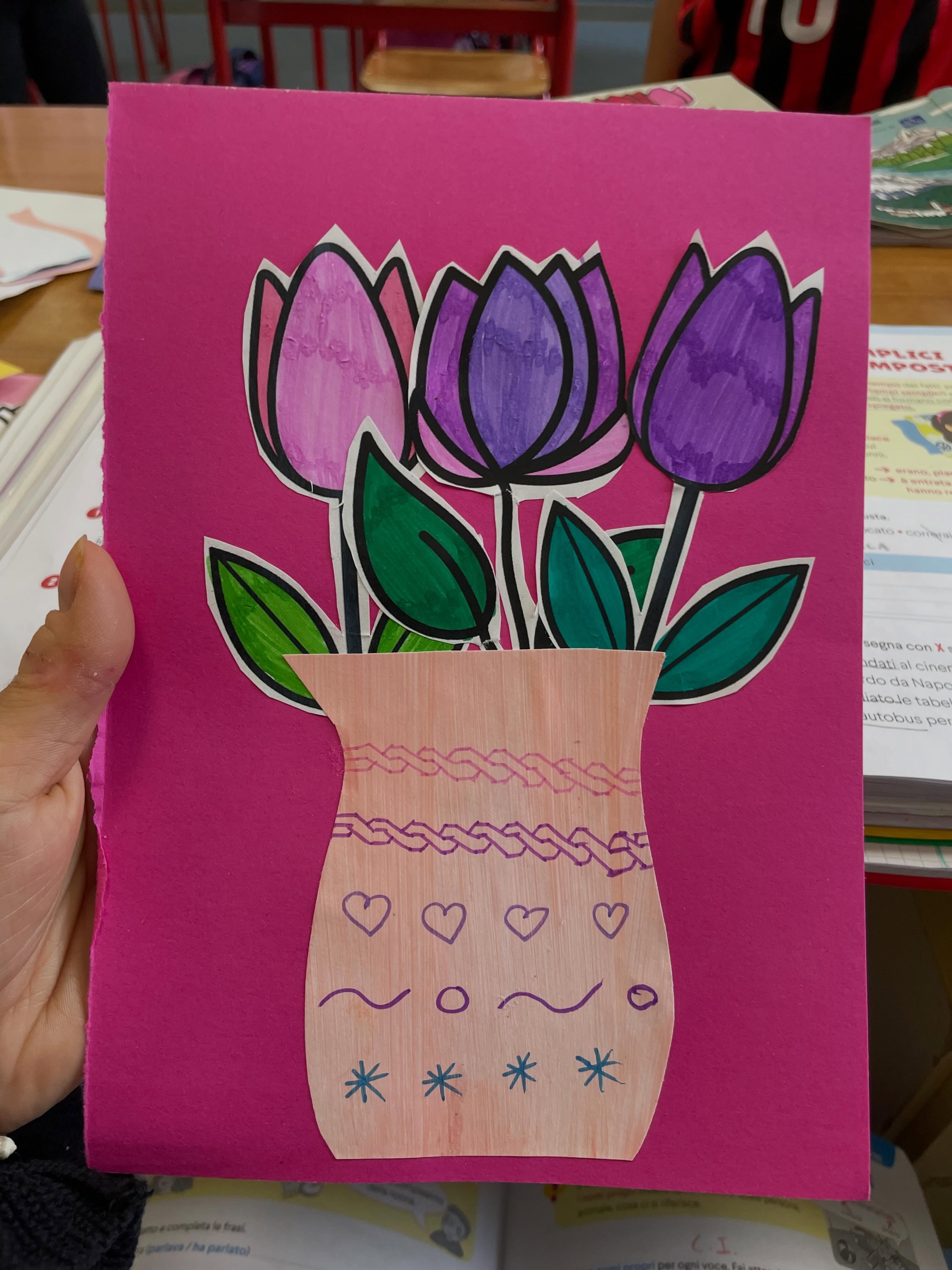 ✨ 𝑭𝒆𝒔𝒕𝒂 𝒅𝒆𝒍𝒍𝒂 𝒎𝒂𝒎𝒎𝒂 ✨
Per la festa della mamma i bambini del doposcuola di Granze hanno realizzato dei bigliettini speciali con carte tinte e collage 🌷
Un modo carino per lasciare alla propria mamma una dedica ed un pensiero gentile ❤️
#festadellamamma #doposcuola #jokeraps #laboratoriocreativo #fiori