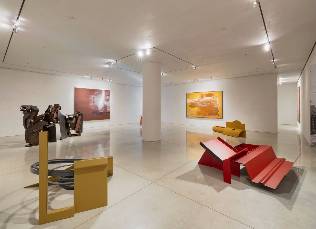 New Yorkers! Visit Anthony Caro and Helen Frankenthaler - Similitudes: Color, Form
Friendship at Yares Art!
Acquainted for the first time in New York in 1959, Frankenthaler and Caro developed an
enduring friendship centered on rigorous conversation and mutual respect. For the first
time, this exhibition positions their relationship as an active site for creative and aesthetic
exchange, bringing together carefully selected paintings and sculptures to illuminate their
shared concerns and corresponding intuitions on color, form, surface, material and space.
A fully illustrated catalogue featuring previously unseen archival material will accompany
the exhibition, including an introduction by acclaimed art critic Michael Fried and a new
essay by art historian and curator Karen Wilkin, a close friend of both artists.
Open Monday – Friday, 10am-6pm & Weekends by appointment
📍Yares Art, 745 5th Avenue, New York, NY 10151
🗓️11 April – 11 July 2026
Images courtesy Yares Art and Anthony Caro Centre
#anthonycaro #helenfrankenthaler #yaresart #anthonycarocentre