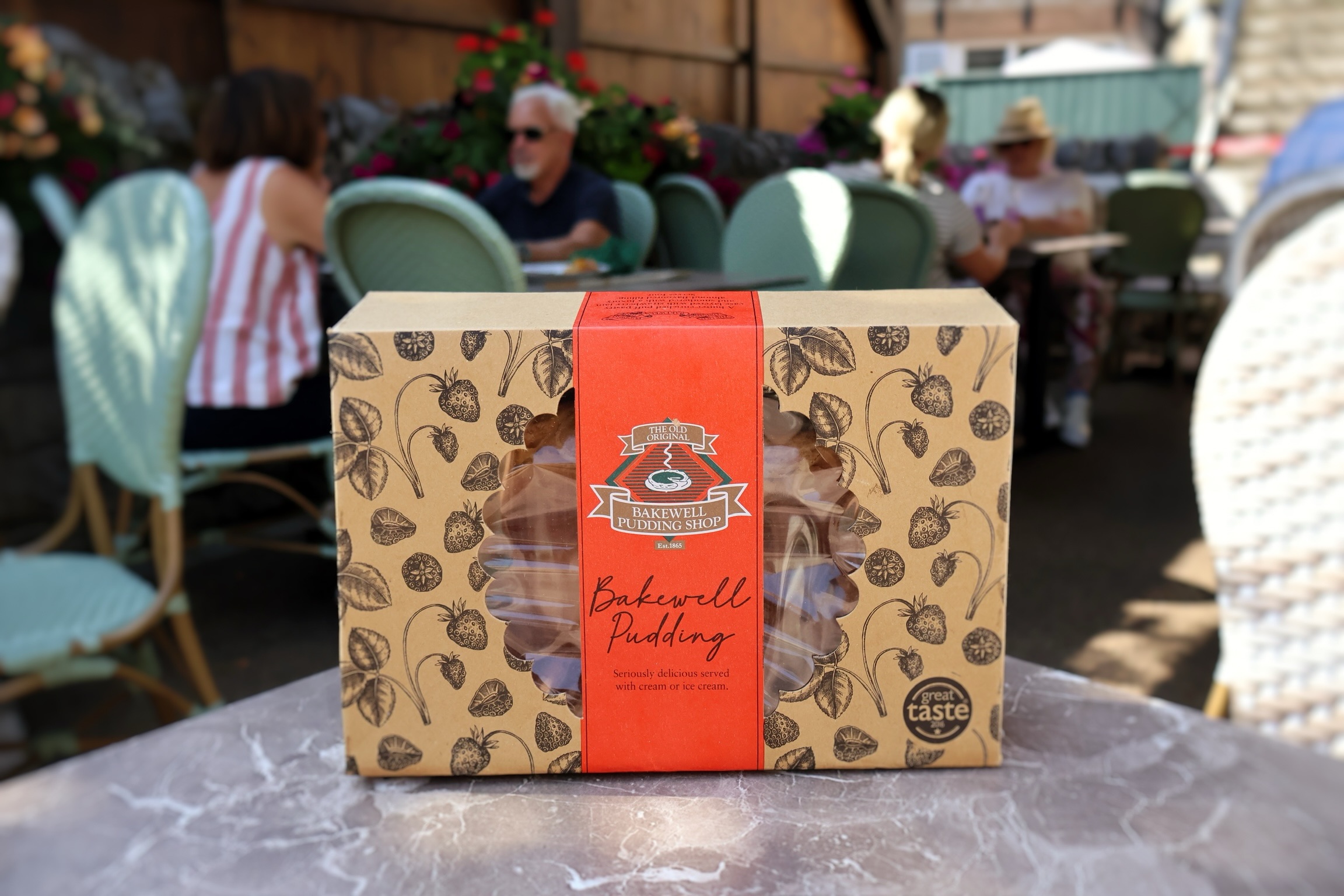 Can’t make it to Bakewell this spring? 🌿✨
Let The Old Original Bakewell Pudding Shop bring the taste of the Peak District straight to your door! ☺️ From our famous Original Bakewell Puddings and iconic Derbyshire oatcakes to delicious locally made Gins and Rum, everything is lovingly packed and ready to enjoy at home 🏡
🇬🇧 UK delivery included in all prices
🌍 We also ship internationally
Shop now using the 🔗 in our bio!
#shoplocal #visitbakewell #bakewell #originalbakewellpudding
Gin and Rum made in collaboration with @dancinganchorspiritsltd 💫