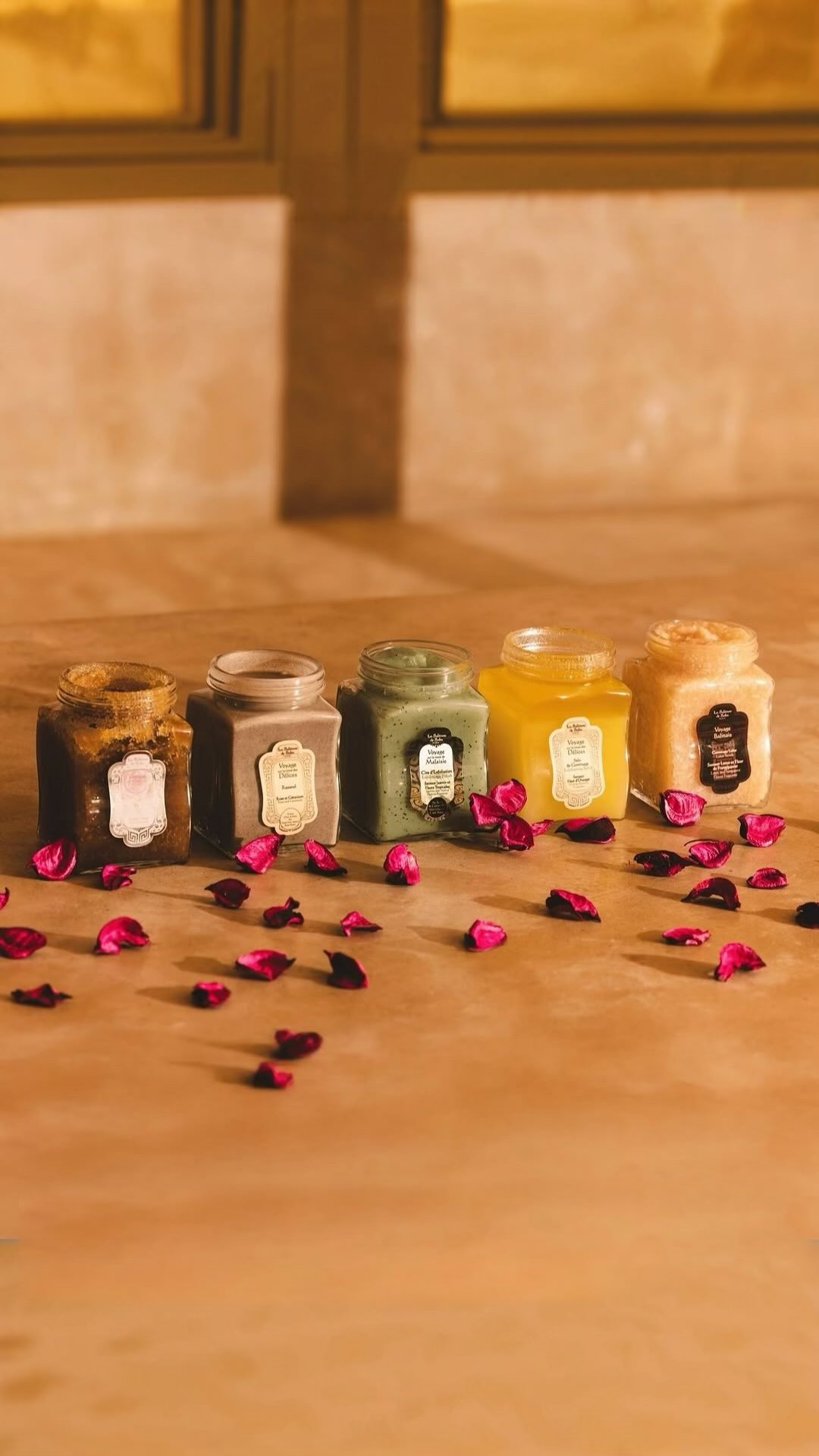 La Sultane de Saba SPA ritual ✨
A treatment that combines body exfoliation, deep relaxation, and a massage after which your body feels completely renewed.
The scrub gently polishes the skin, leaving it smooth, radiant, and incredibly soft.
Oriental aromas turn the treatment into a true moment of disconnecting from the outside world 🌿
Combined with a massage that releases tension, brings lightness to the body, and helps you fully relax.
After the ritual:
• skin feels smooth and nourished
• the body feels relaxed and light
• the feeling of rest stays with you long after ✨
70000272 | DM to book
🕐 Mon–Sat | 9:00–20:00