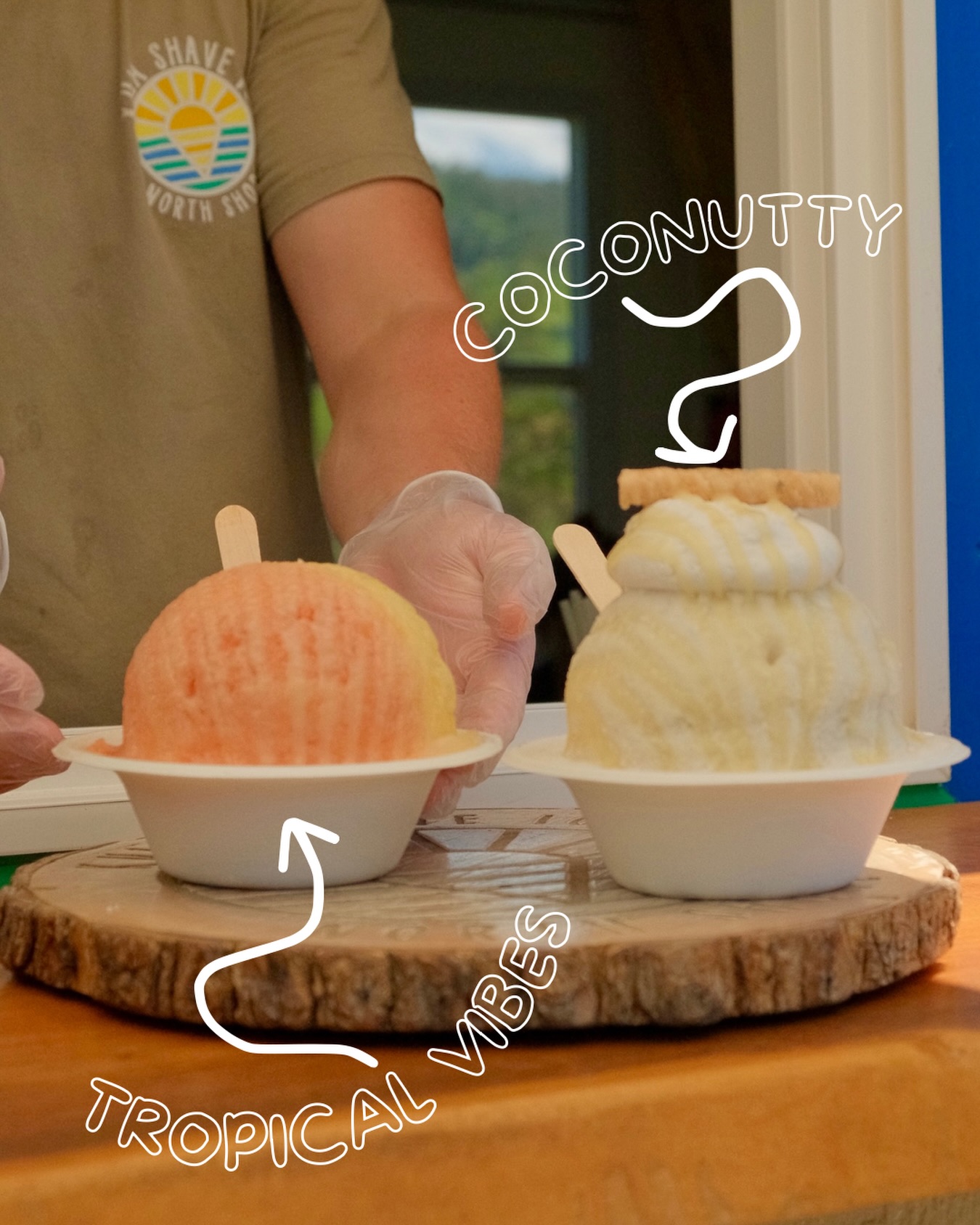 Can’t choose between the two? Might as well get both 🤝🏽🤷🏽♂️
Coconutty 🥥
Base: macadamia nut ice cream 🍨
Flavor: Coconut shave ice 🍧
Toppings: Haupia cream, coconut condensed milk, and coconut wafer 🌴
Tropical vibes 🤩
Flavor: 1/2 mango 1/2 guava
Topping: Coconut condensed milk 🥛
Open daily from 11AM-6PM ⏰
Kuilima farm 📍
#organic #homemade #realfruit #hawaii