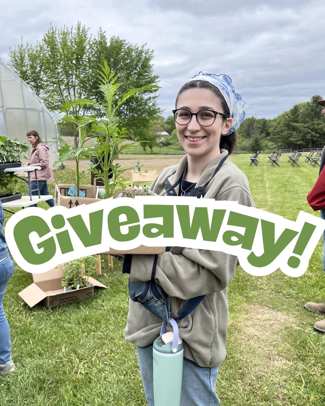 🌱 GIVEAWAY TIME 🌱
We’re giving away tickets to our Plant Sale at the farm this Sunday, May 17th!
✨ We’ll be choosing:
• 2 winners on Facebook
• 2 winners on Instagram
Each winner will receive (2) tickets to enjoy a beautiful morning at the farm filled with certified organic vegetable, herb & flower plants, coffee & tea, light refreshments, and a farm tour. 🌿☕️
TO ENTER:
1️⃣ Follow our page
2️⃣ Like this post
3️⃣ Comment who you’d bring with you to the farm 🌱
✨ BONUS: Each comment counts as an additional entry, so tag all your farm-loving friends!
Winners will be randomly drawn and announced Wednesday, May 13th at noon.
Good luck — we can’t wait to see you at the farm! 🌷
#PlantSale #OrganicFarm #GardenSeason #FarmLife #MiddleburyFarms GrowYourOwnFood SpringAtTheFarm