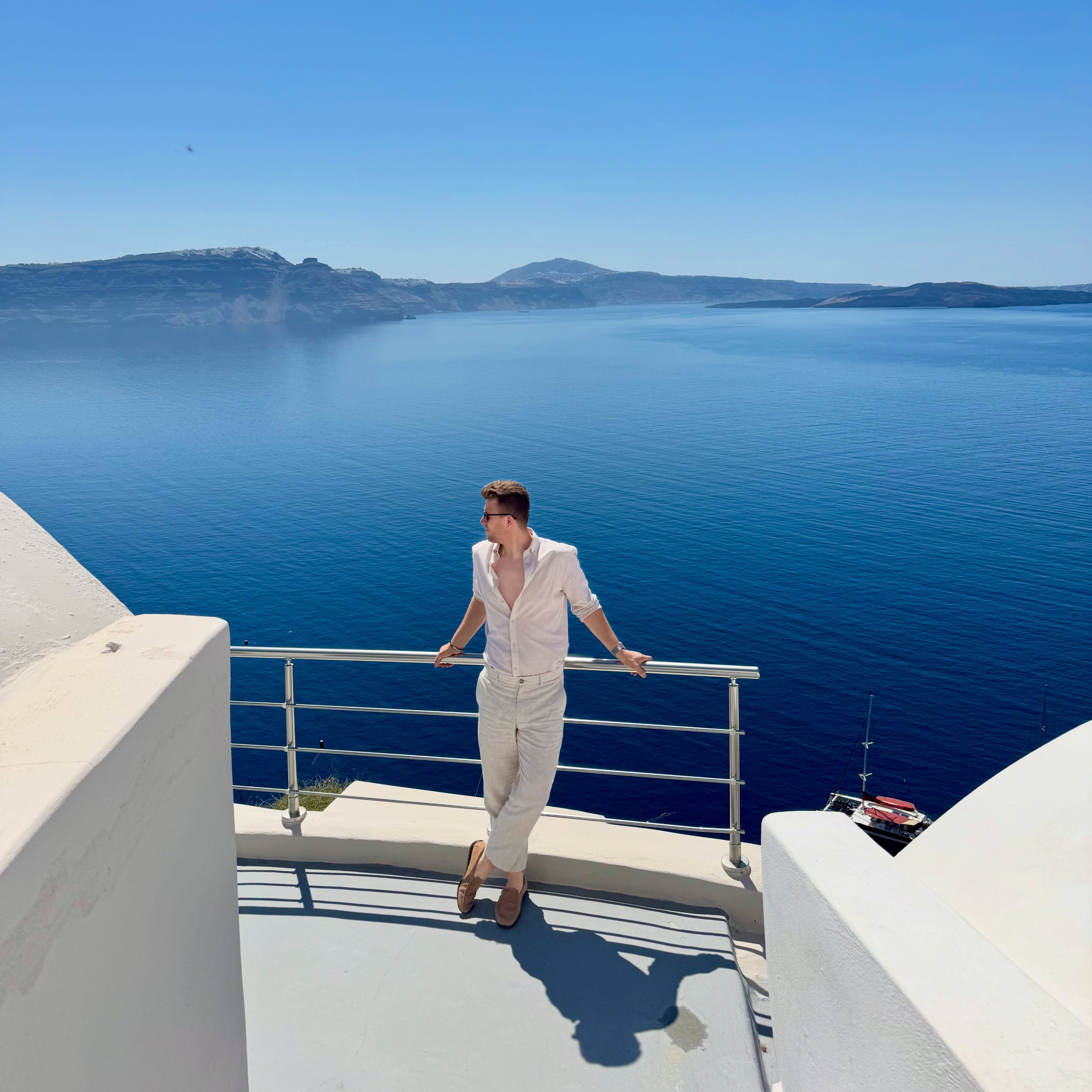 Kalimera from Greece π¬π·
#greece #santorini #vacation #travel #summer