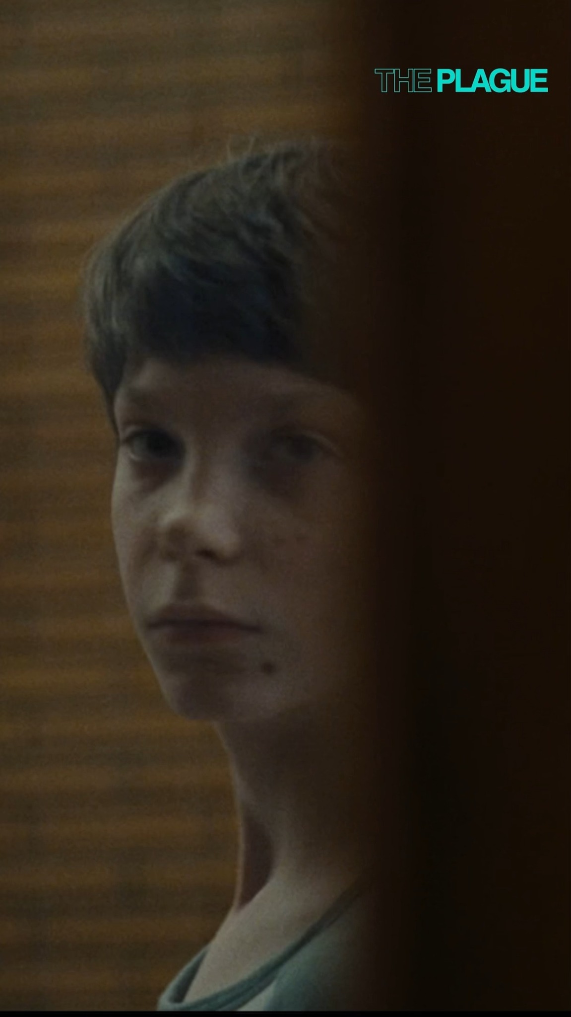 Ce temps béni de l’adolescence…👼
THE PLAGUE de @CharliePolinger, avec les jeunes révélations @KayoMartin, @EverettBlunck et @ElliottHeffernan, le 3 juin au cinéma.
🎬 Sélection Officielle Un Certain Regard 2025 - @FestivaldeCannes.
🏆 Grand Prix et du Prix de la Critique 2025 - @festivaldedeauville.
#ThePlague #CharliePolinger #Cannes2025 #Deauville2025 #KayoMartin @JoelEdgerton