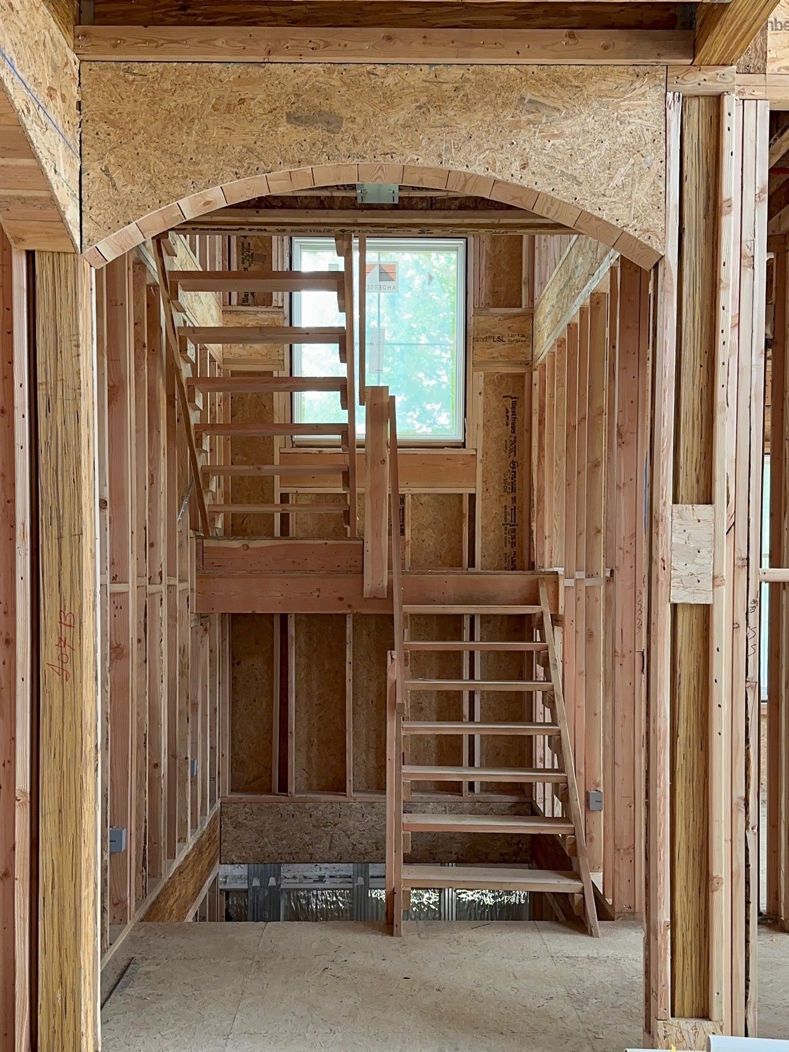 Love the framing phase 🙌 Welcome to our Ruby Ave Project. One of our favorite and most important parts of the new construction process is the work and planning that takes place prior to sheetrock.
#newbuild #njinteriordesigner #interiordesignernj #njinteriordesign #newconstructionhomes