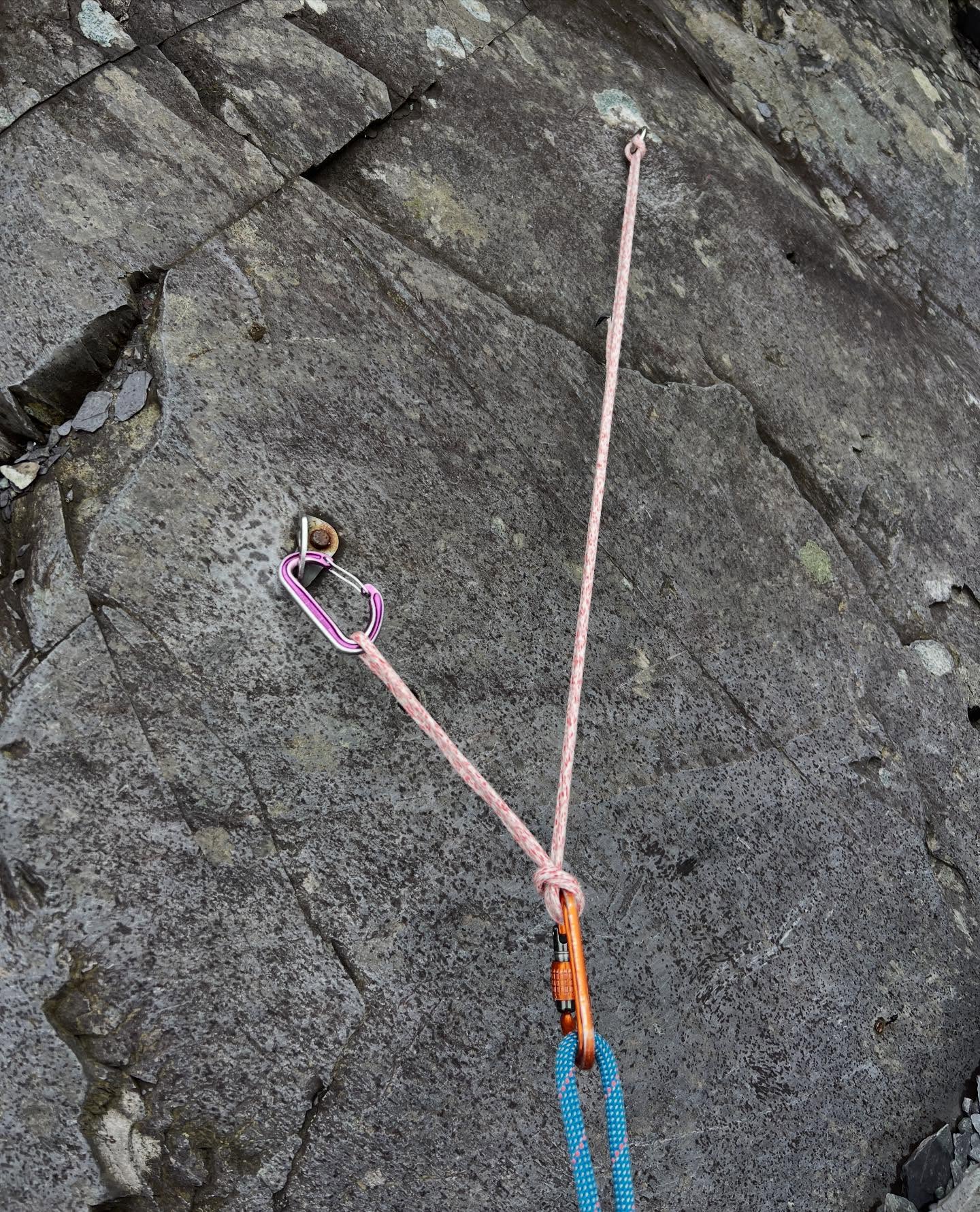 Another from the series of terrible photos 😂
This setup would had me worried once upon a time! Thankfully these days I have more knowledge and more understanding…
1. Snap gate on one leg of the setup. It’s fine though isn’t it. Ask how can it unclip and is it a single point of failure?
2. Girth hitch master point. I learned when everyone said girth hitches were unsafe. They’re not when used appropriately. This knot in this use won’t break until north of 20kn, mega. Is it redundant? To a point yes, but does it matter? Depends on context. In this belay there’s a third anchor out of sight.
3. Rusty bolt. Well that’s clearly not ideal, but as part of a larger setup, why not clip it?
4. I’ve girth hitched the top (round bar) bolt 😮 On a Petzl style hanger with a dyneema sling that’ll break around 13kn, but this isn’t a Petzl bolt, I’d expect it closer to 18kn. Strong. Why not use a clip anyway? Valid question. Circumstance dependent.
You know the bit that does wind me up? That screw gate having the gate rock side 😂
#climbing #climbinglife #bolts #belays