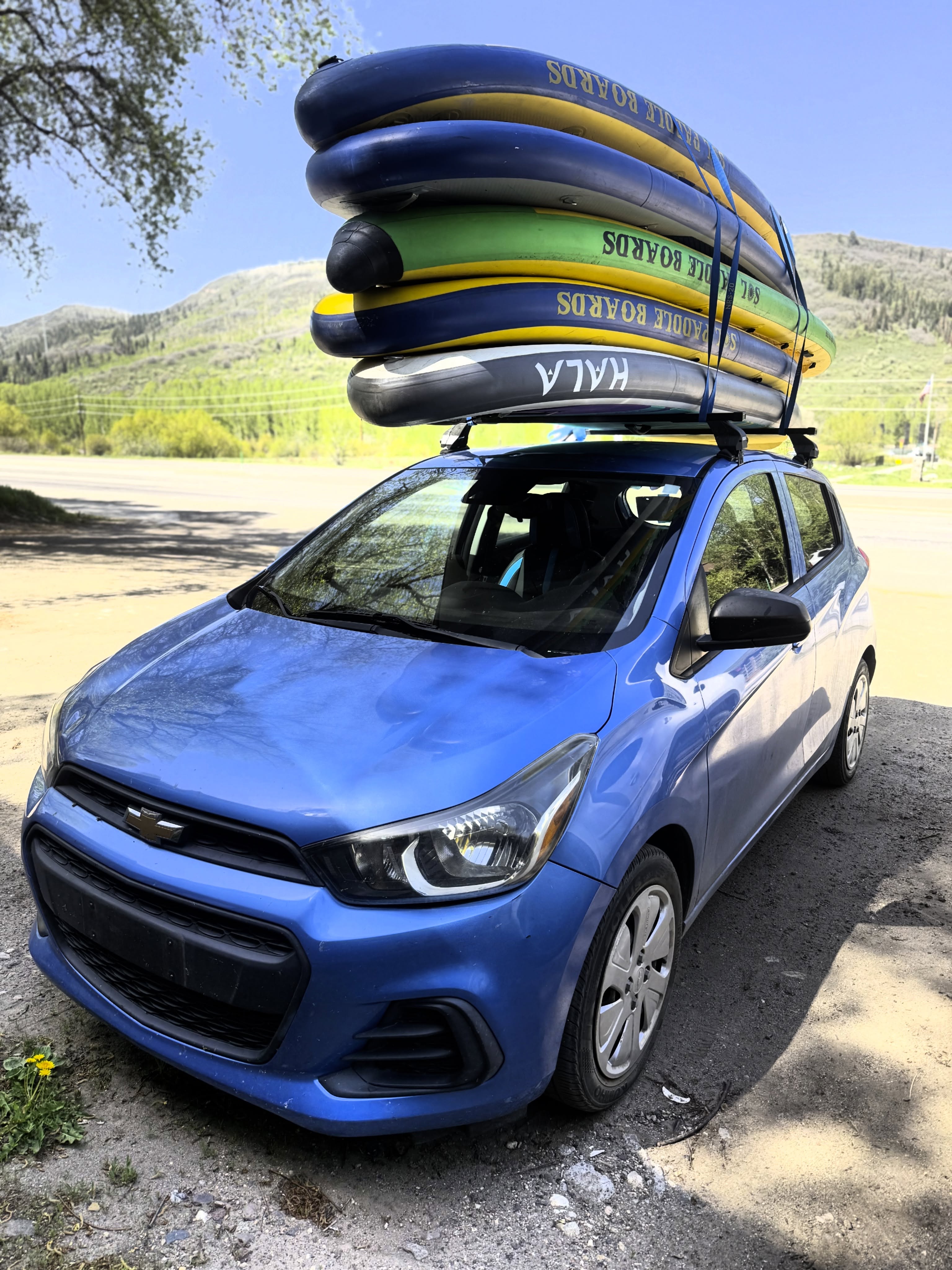 Think you need a big truck to haul paddleboards or kayaks?
Small car, no problem.
Mountain Sports Kayak School rents paddleboards, kayaks, and canoes
all crafts come in inflatable options that deflate and fit in your trunk or take them inflated and strap them to the roof.
rentals come with pumps or straps and all the gear you need to safely get out on the water.
We also offer delivery and river shuttles to make your day easier.
Give us a call or book online
(970)879-8794
www.mountainsportskayak.com/