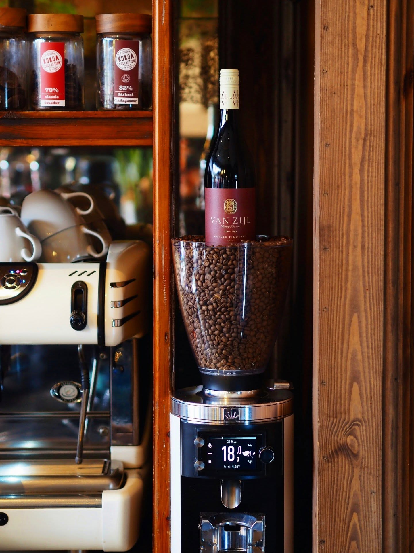 Wine for the baristas and latte lovers who just can get enough of that rich coffee taste. This exceptional pinotage has notes of dark chocolate, ripe plums, blackberries, smoke, vanilla and dark roast coffee.
Out of the bottle the coffee note is a subtle background note, but let this wine breathe for an hour or two and it opens up to a full bodied rich and more strong dark roast coffee flavour.
It's one of our favourite wines and is a great talking point at a dinner table.
.
Available to buy at Hive Stores.
#pinotage #winerecommendation #winebar #coffeeshop #altrincham