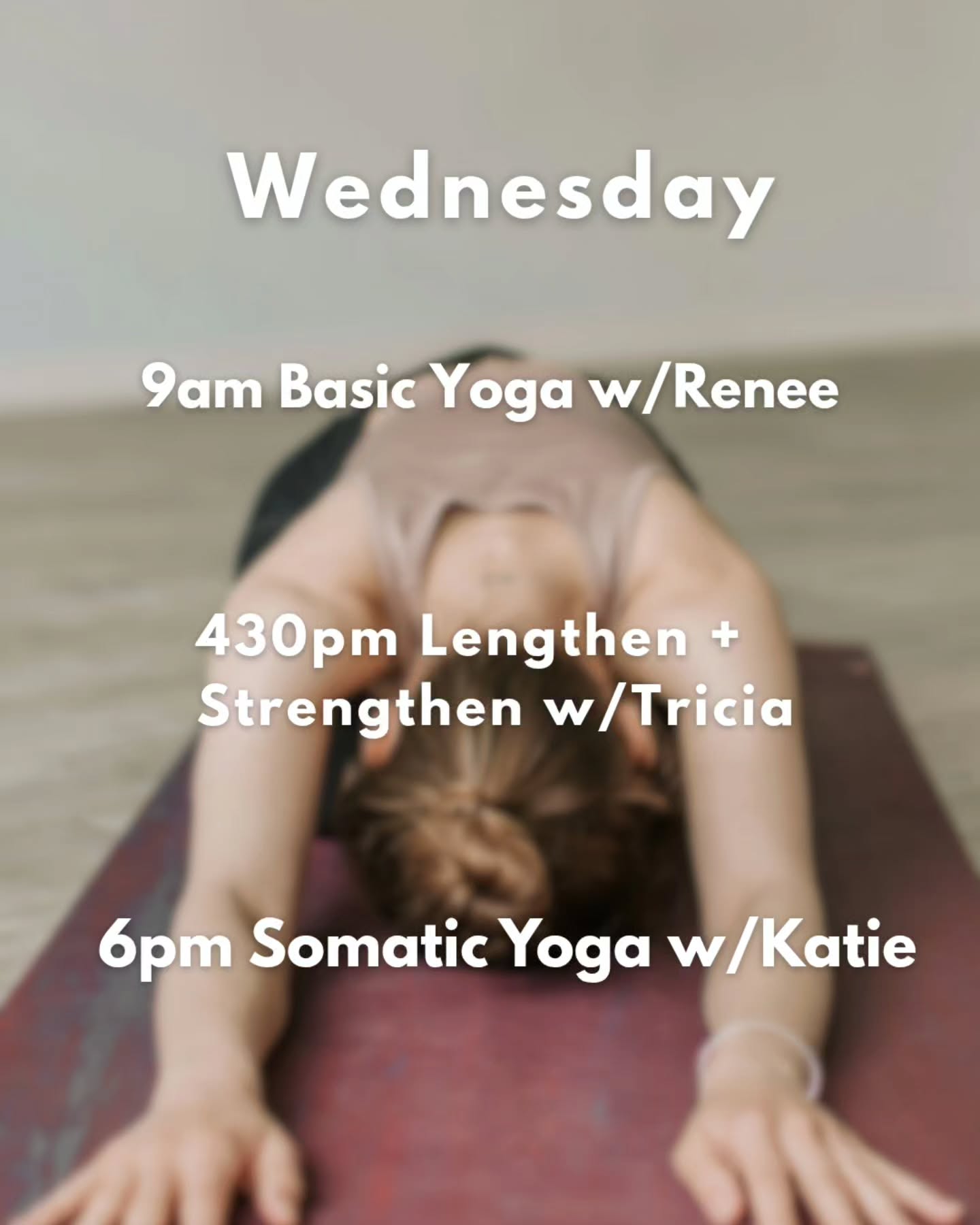Your mat is waiting. 💫
#simplifyoga #basicyoga #somaticyoga #length #riyoga