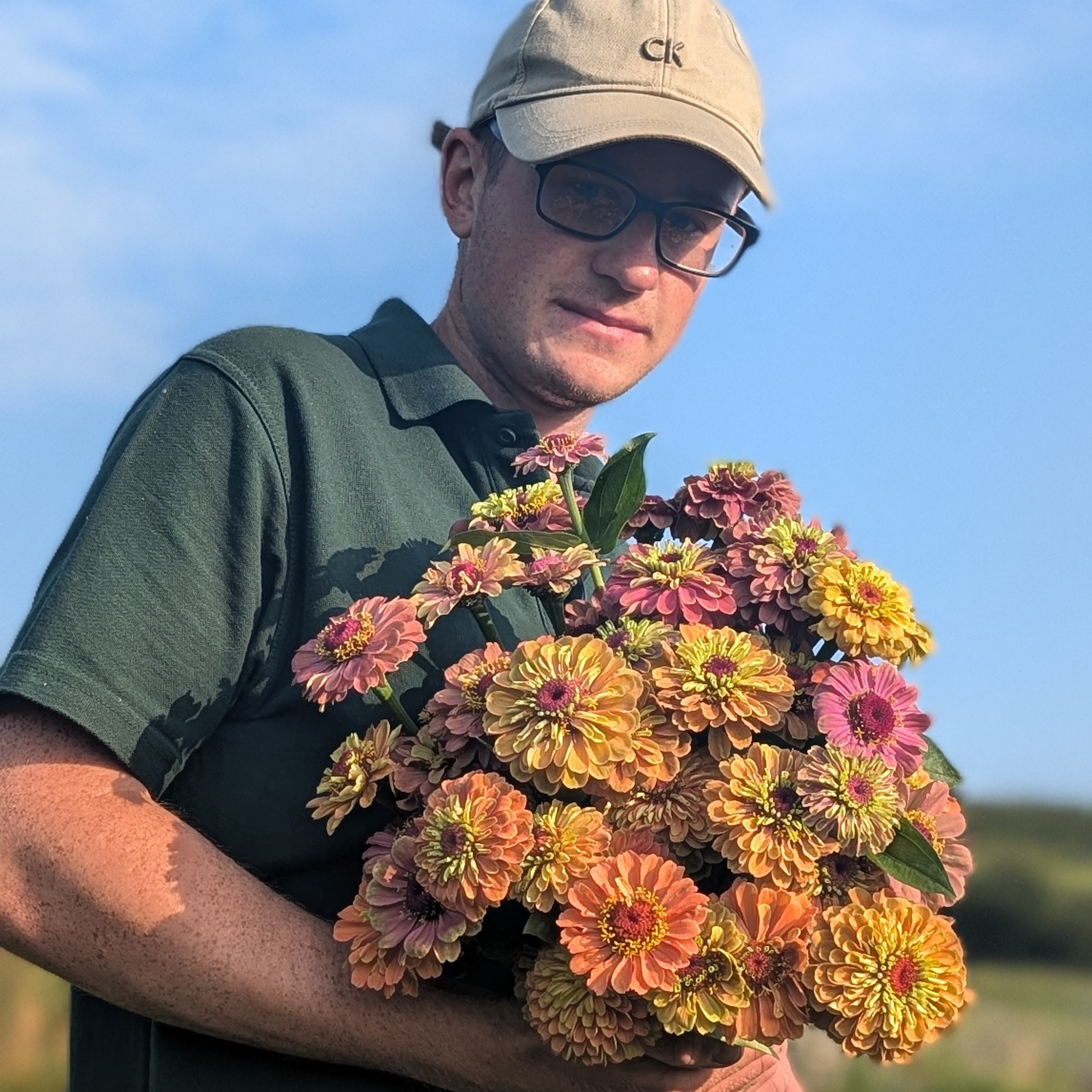 July and August workshop dates are now live! A couple of spaces still available for May and June. Book your place here - https://www.blackshed.flowers/events