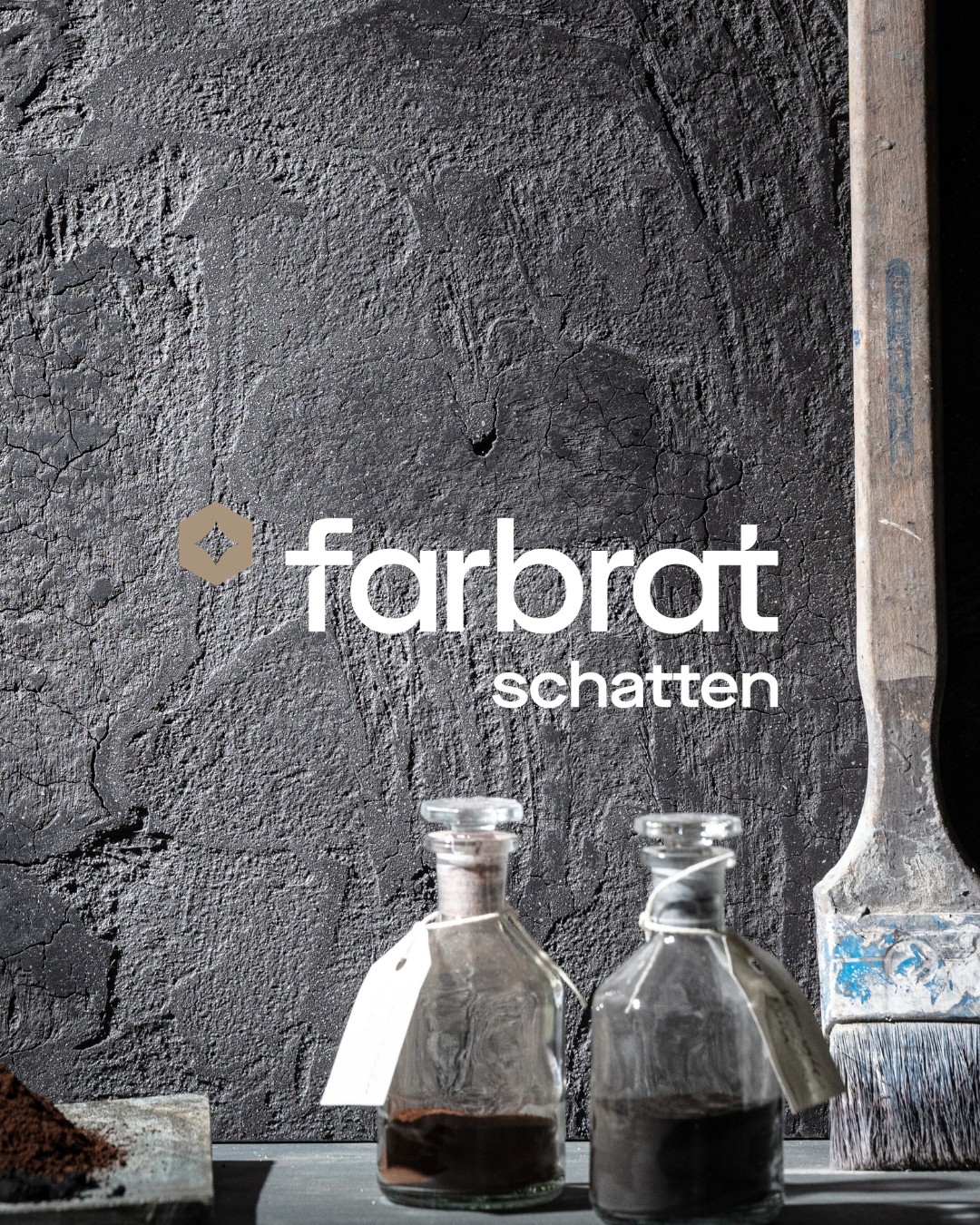 Schatten bringt Balance in den Raum.
Er nimmt sich zurück – und schafft genau dadurch eine besondere Präsenz.
wand schatten verbindet Ruhe mit Ausdruck und lässt Räume neu wirken. 🌒
Jetzt im Showroom erleben – Termin einfach per 📞 oder ✉️ vereinbaren.