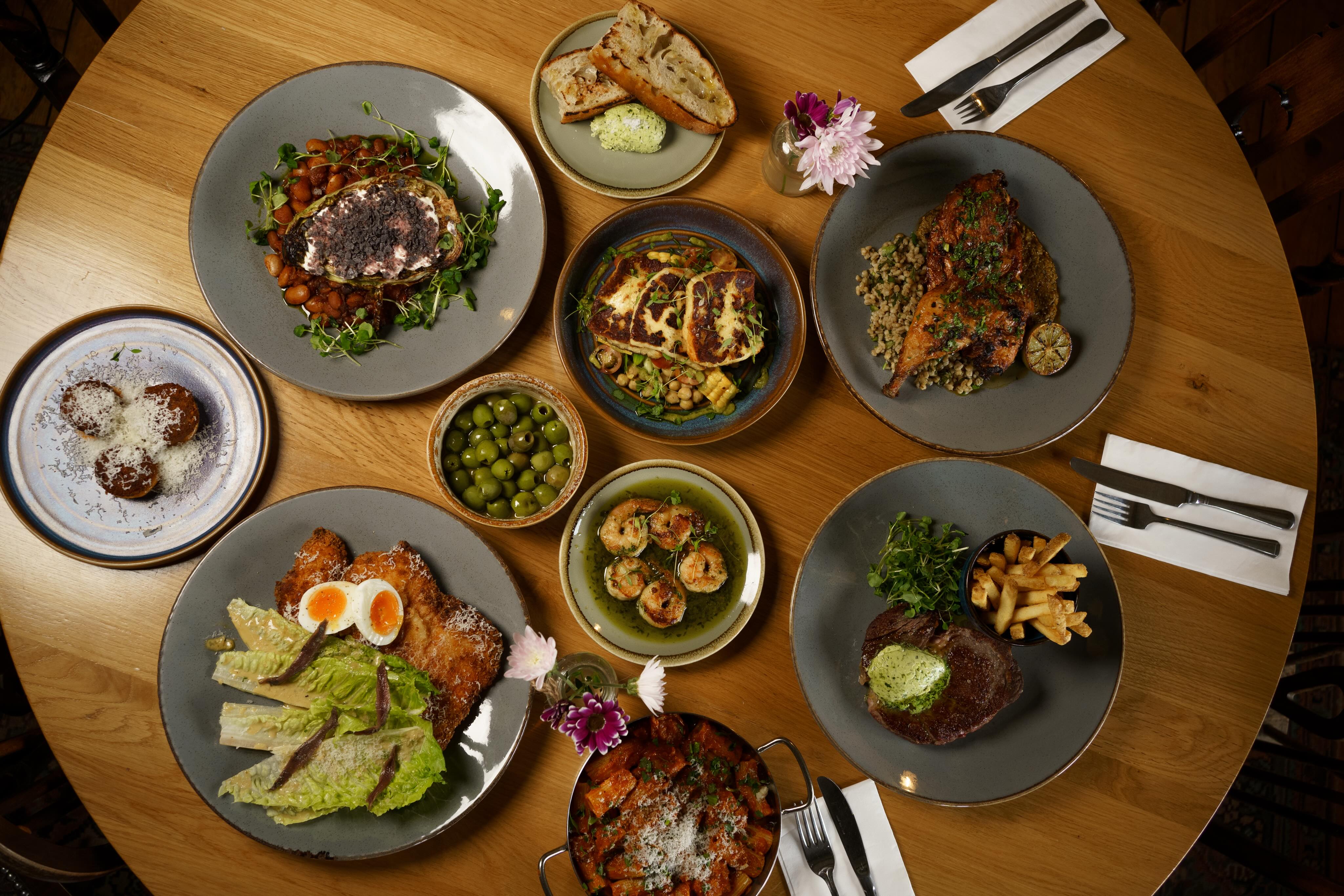 Our new menu is out and it’s packed full of colour and flavour!
Perfect for summer ☀️