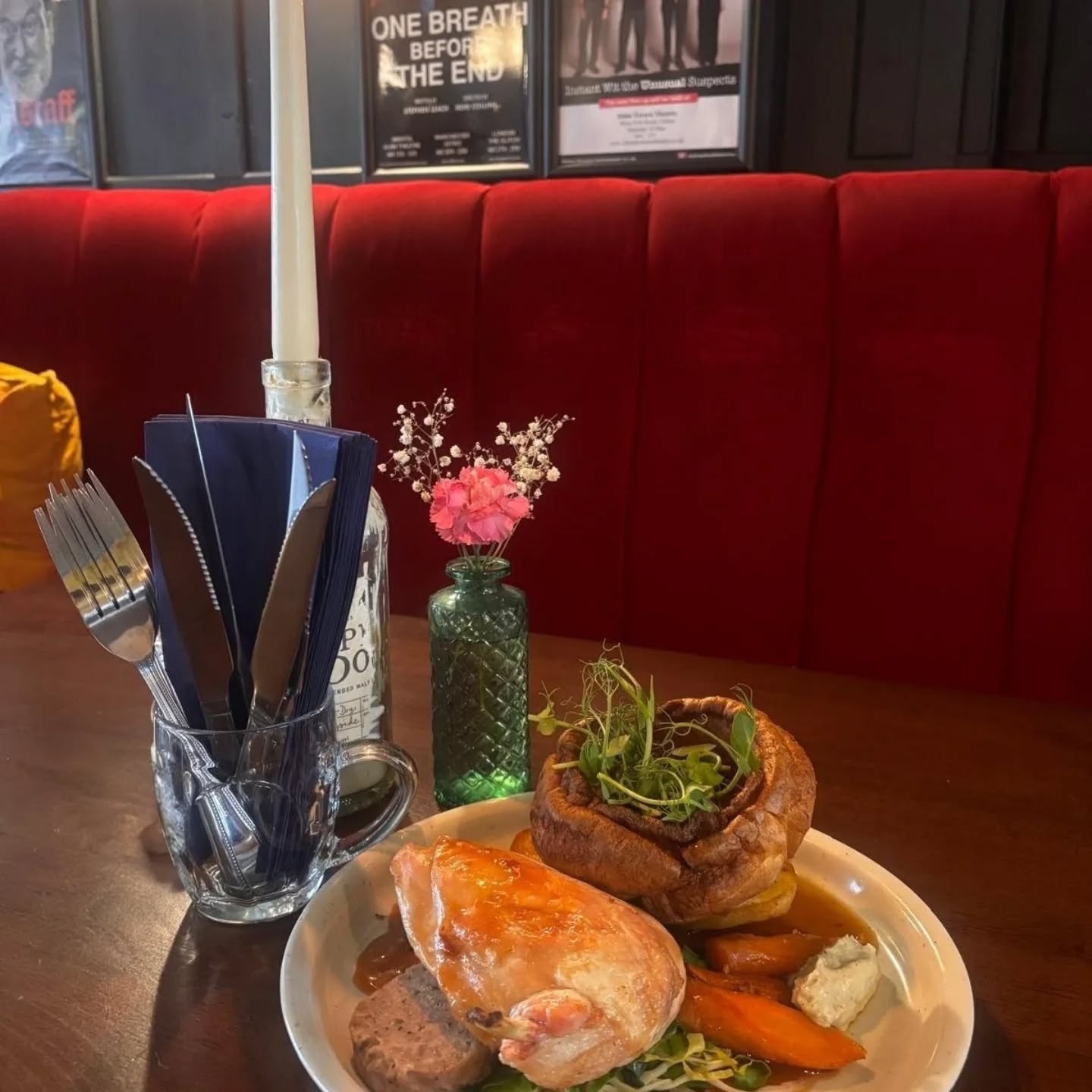 Roast Chicken Supreme with all the Sunday trimming's #sundaylunch #sundayfunday #cluckyeah