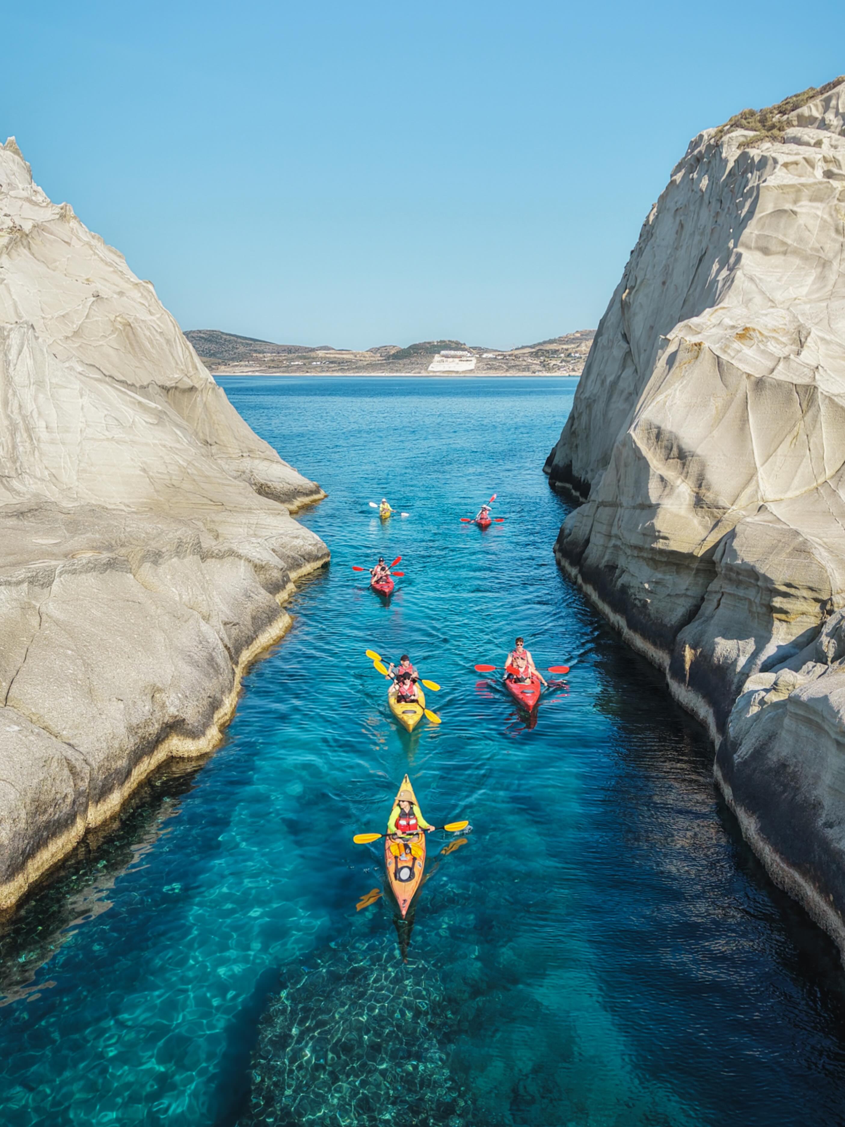 Leading guests through sea passages carved by nature, while sharing the island’s wild beauty 🇬🇷