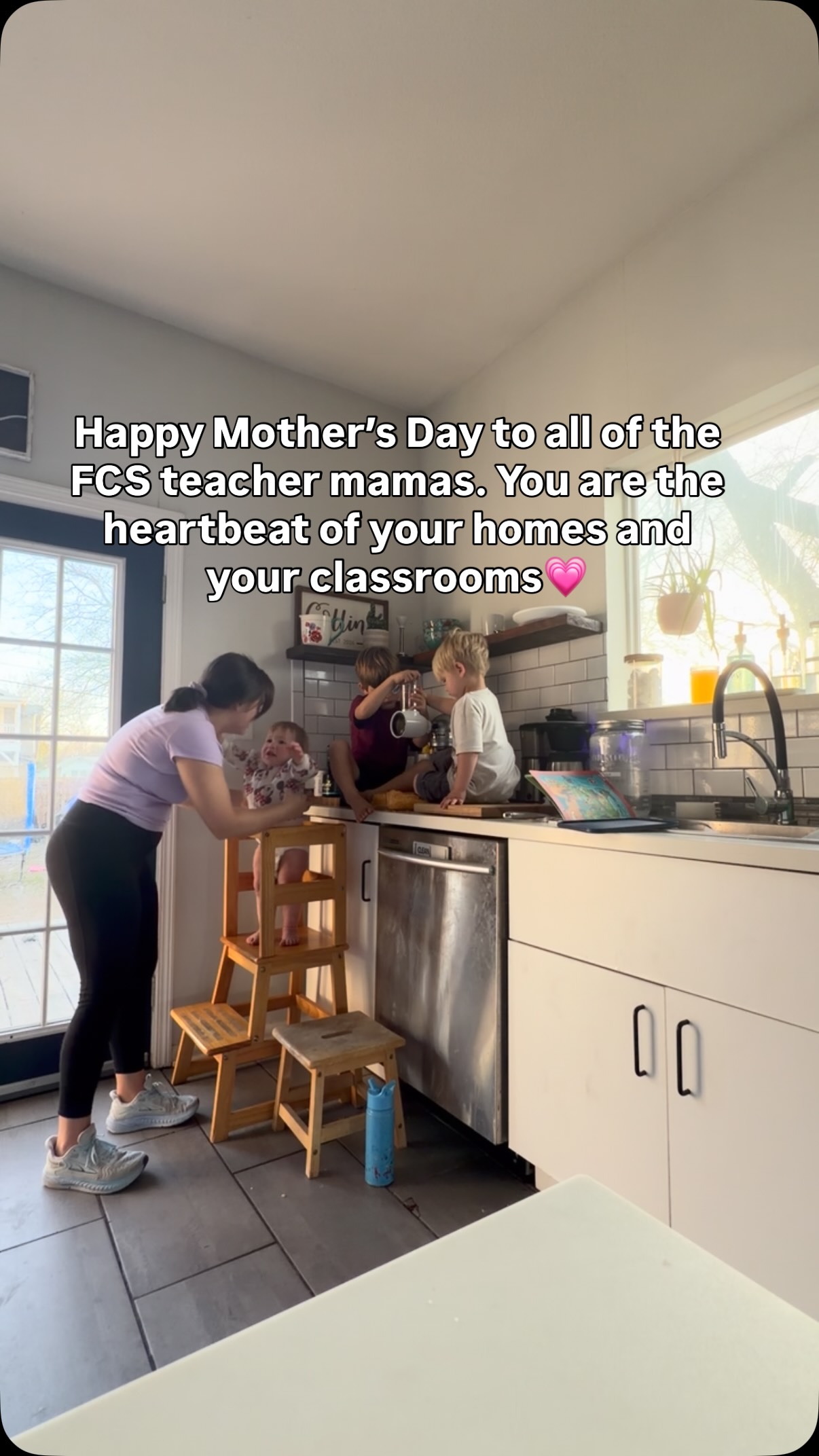 …. And I hope someone else did the grocery shopping for you today 😜
Happy Mother’s Day 🫶
#fcsteacher #facsteacher #sayyestofcs #familyandconsumersciences #teachermom