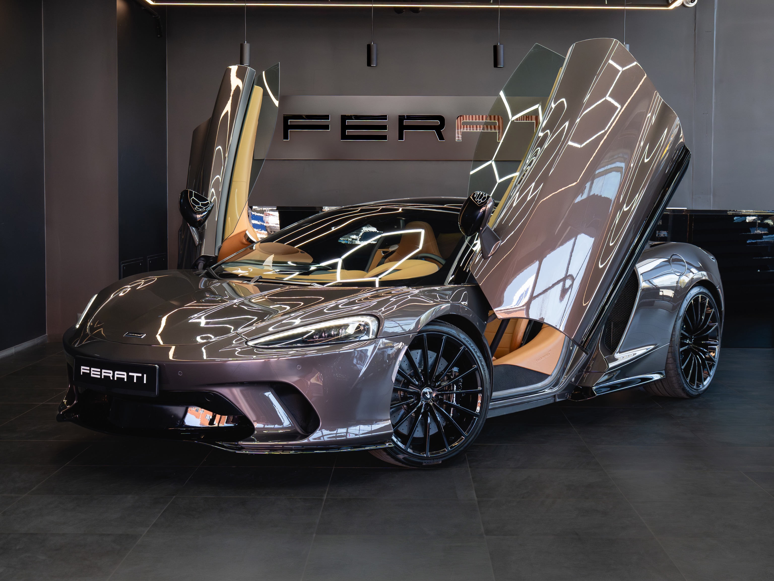 McLaren GT 🤎 ・4.0 V8 ⏐ 456 kW ・2023 ⏐ 5900 km ・McLaren’s Proactive Damping Control ・Laiendatud Nappa nahk ・Nose-Lift ・Panoraamkatus Võta ühendust ja broneeri proovisõit: Kert Kruusmaa / +37257855272 / kert.kruusmaa@ferati.ee ______ McLaren GT 🤎 ・4.0 V8 ⏐ 456 kW ・2023 ⏐ 5900 km ・McLaren’s Proactive Damping Control ・Extended Nappa leather ・Nose-Lift ・Panoramic roof Get in touch and book your test drive: Kert Kruusmaa / +37257855272 / kert.kruusmaa@ferati.ee