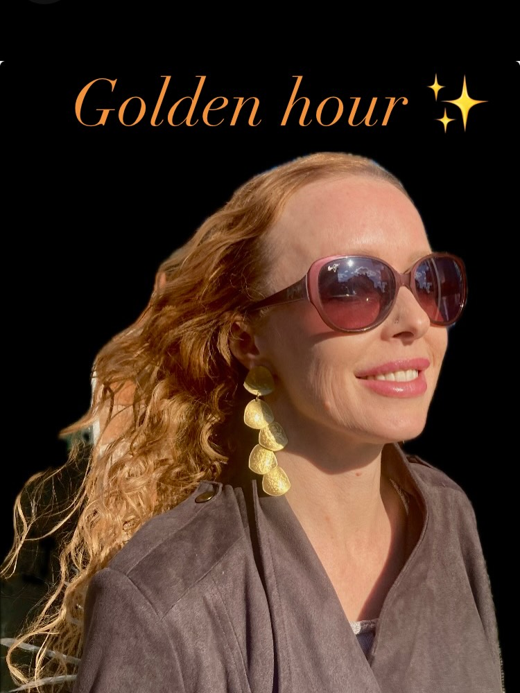 Golden Glowing & Glamorous 🌤️✨🌟 @lordbernadette came in this Spring as she does several times a year, to find another special & dramatic pair of earrings @pop_gallery 🛍️ she was not disappointed 💛🪩 these hammered brass stunners from Encore NYC were incredible with her tresses and remarkably lightweight 💥💫 She obliged us her portrait to share- but unfortunately we’ve since SOLD OUT of this exact pair so come try out a few other choices from this gilded collection this weekend to celebrate the onset of SUMMER ☀️🌈🪝⛱️ #popgallerygloucester #earringsofinstagram #encorejewelry #downtowngloucesterma #mainstreetgloucester