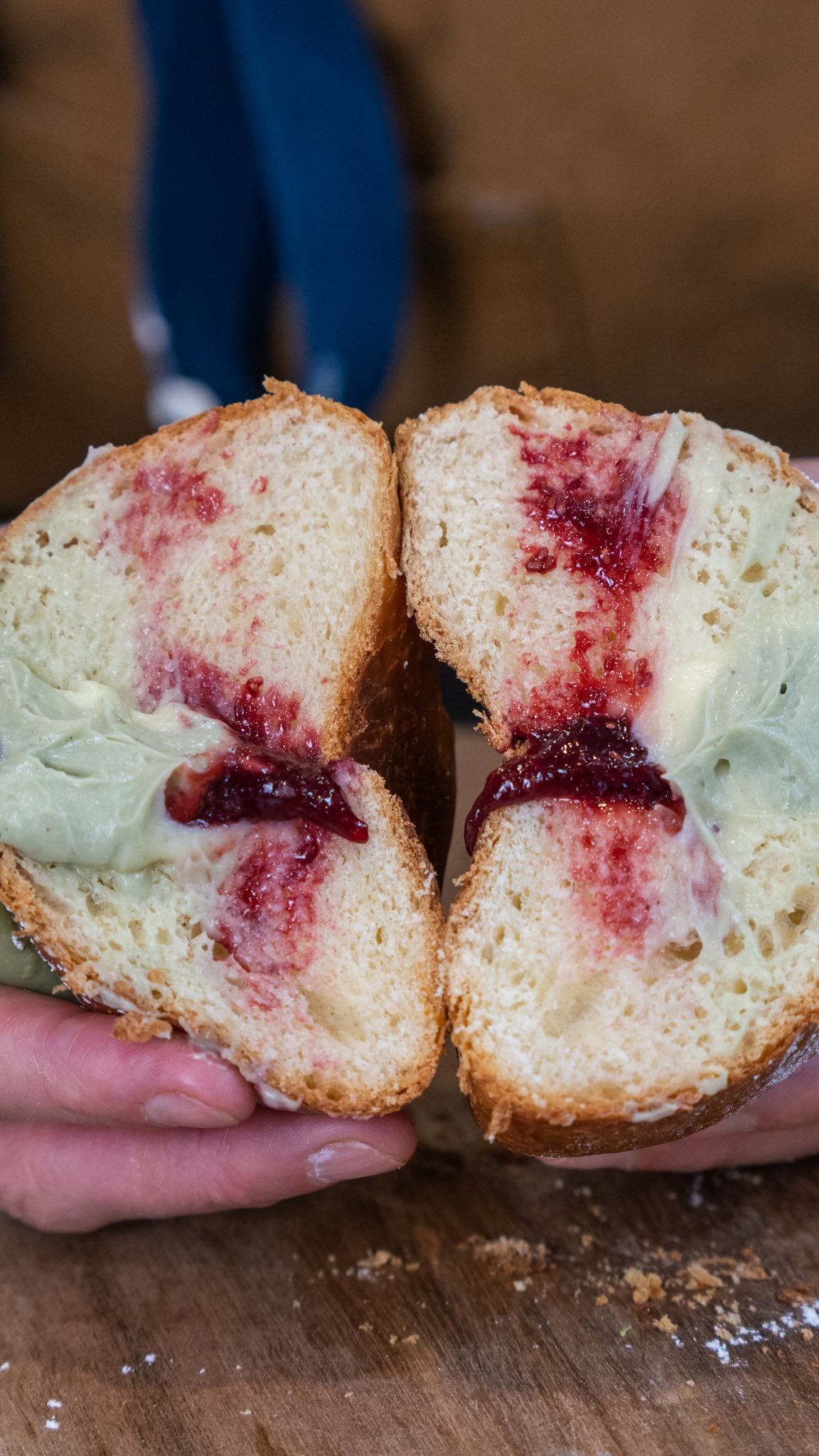 Our May maritozzi is filled with pistachio cream, fresh raspberries, and finished inside soft brioche buns baked fresh daily 💚