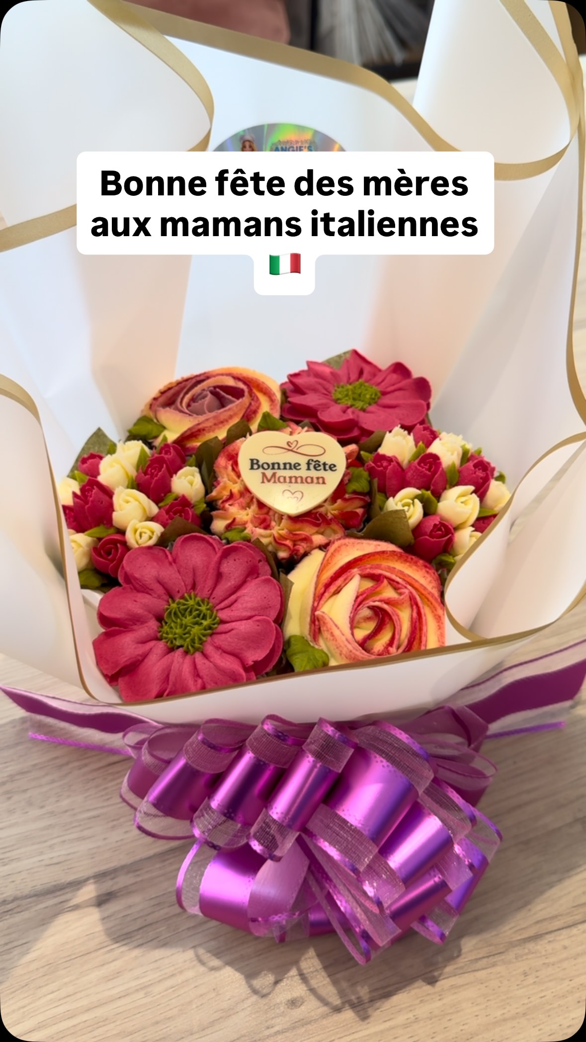 Bonne fête aux mamans italiennes 🇮🇹🧁💐
#angiescupcakes77 #fetedesmamans❤️ #mamansitaliennes #italiennes #fetedesmères