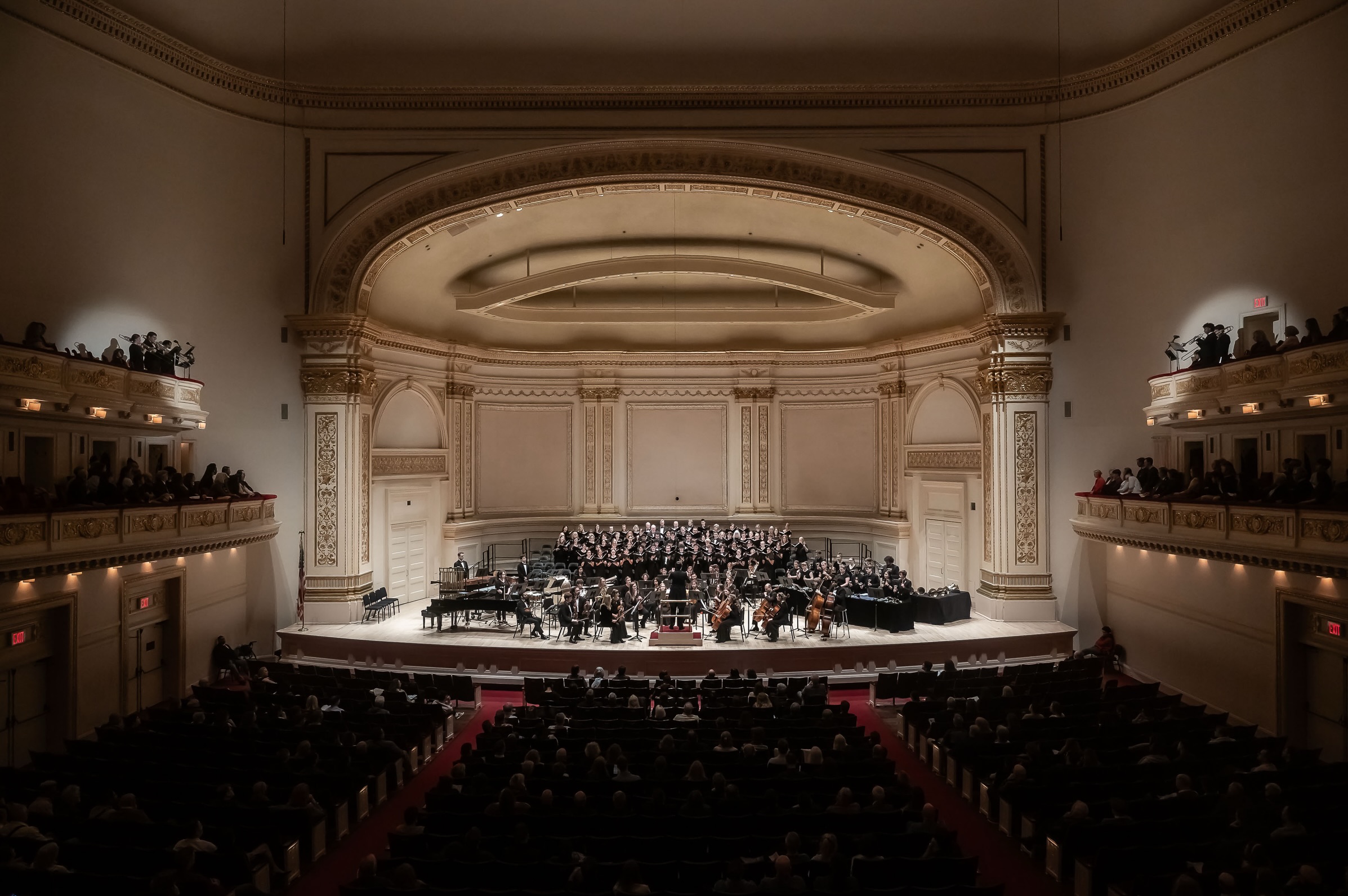 🎉Bravi to Concordia University Irvine for their performance on Saturday, May 9 at Carnegie Hall ✨
✨Conductors: Jeff Held, Michael Busch. Erik Der and Christian Guebert
- Concordia Choir and Inscriptions Master Chorale, Irvine, CA (Michael Busch, Director)
- Concordia Sinfonietta and Concordia Brass, Irvine, CA (Jeff Held, Director)
- Concordia Concert Handbells, Irvine, CA (Erik Der, Director)
Photo Credit: @violagophoto
See more photos: https://prints.violagophoto.com/
Password: forte1
#CarnegieHall #OntheMAP2026 #ConcordiaUniversityIrvine