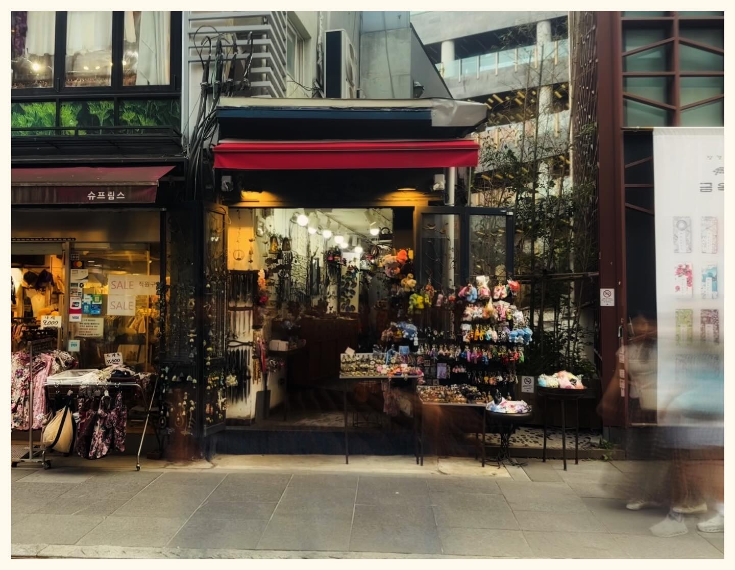 Scenes from Insadong, Korea. 🍵🇰🇷🍜