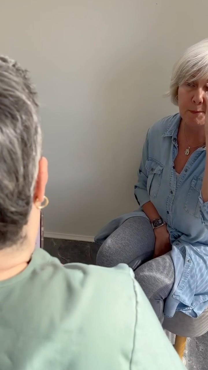 A consultation is about so much more than just filling out a form ✨
Yes — consultations are incredibly important from a safety perspective. They allow me to fully understand your skin, your health history, sensitivities, lifestyle and goals so I can treat you safely, professionally and effectively.
But they’re also about connection 🤍
They give you the chance to:
– see the clinic environment
– ask questions openly
– talk through concerns
– understand treatments properly
– and most importantly… feel comfortable with who is treating you
I never want clients to feel rushed, pressured or unsure.
Whether you’re coming for advanced skin treatments, sculpting, buccal massage or simply a moment to reset, your consultation helps me create a treatment experience that’s tailored specifically to YOU.
Because the best results come from trust, understanding and working together ✨
DM to discover your personal skin plan
Anna ❤️
#women #agingskin #leightonbuzzard #bedfordshireskinclinic #leightonbuzzardskinclinic