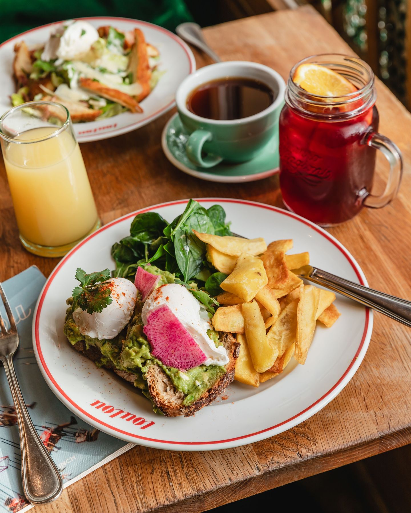On est ouverts, et notre avocado toast n’attend que vous 😉
📸 @alicepages