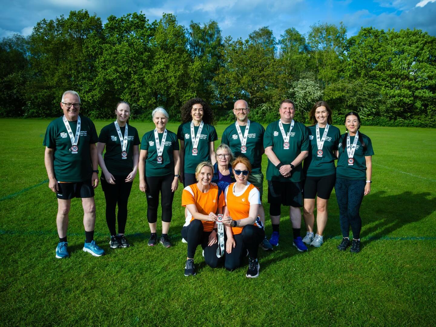 Congratulations to this years progression group! They all completed their first 10k race this weekend @run_north_west Alderley Edge bypass race. They started in January at our c25k programme and have progressed to 10k. We can’t wait to see what they do next and the whole club is very proud of them! #running #styal #styalrunningclub #medals