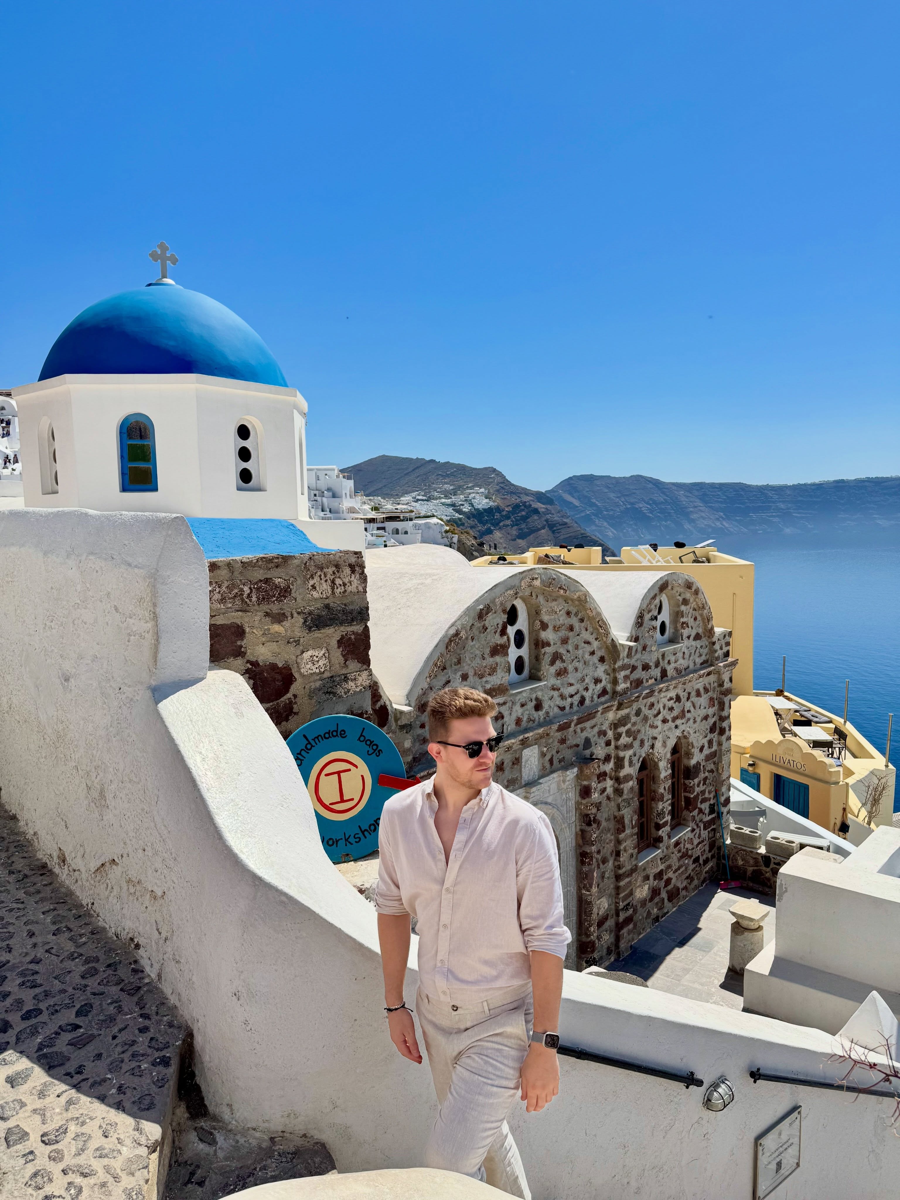 π name better colours π€ name a better location π©΅
#greece #santorini #vacation #travel #summer