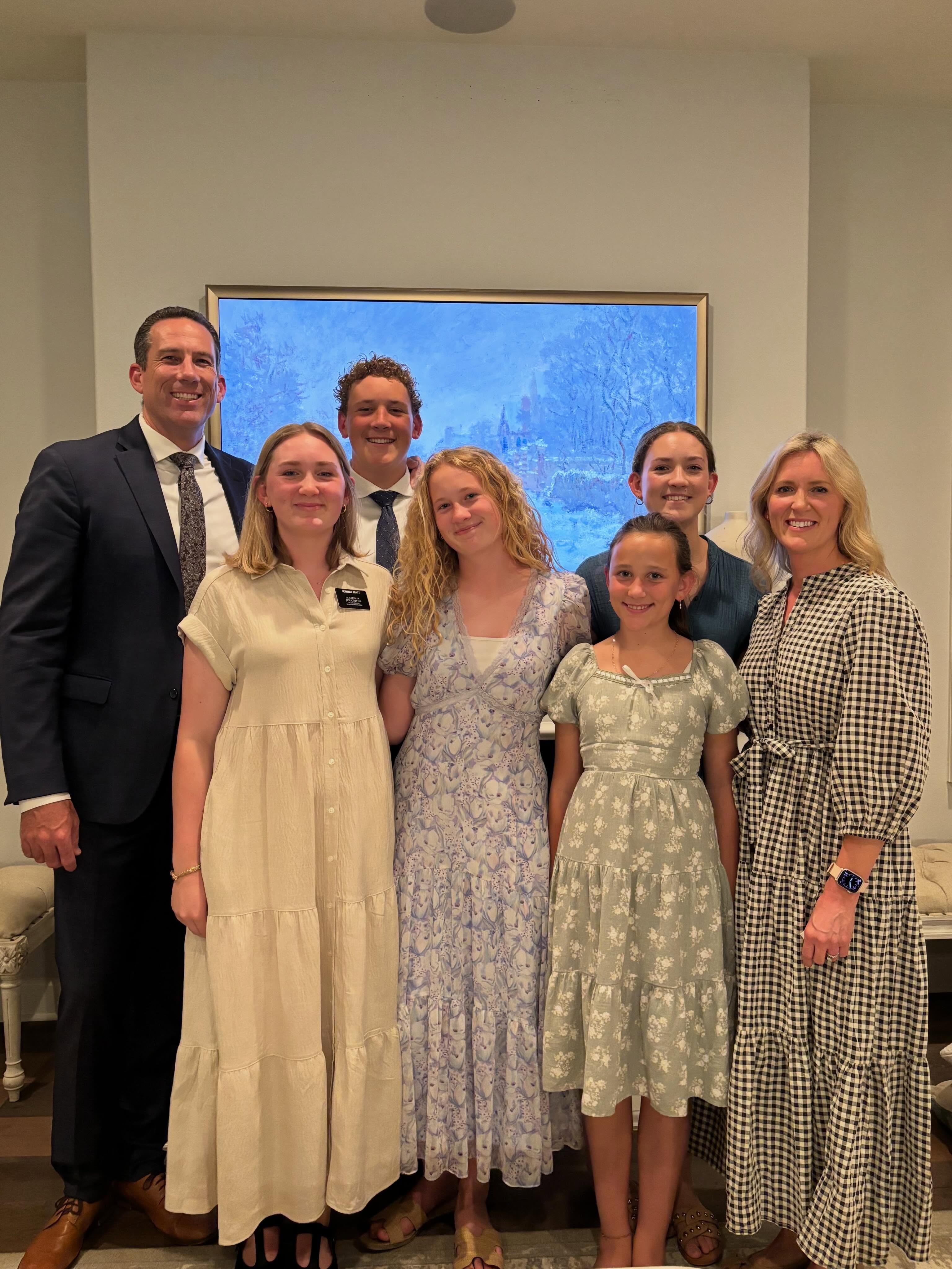 Anabelle Pratt was set apart and is off to serve as a missionary in the Mexico City North Mission!! We will miss her, but sure are proud of her and her decision to serve the Lord!