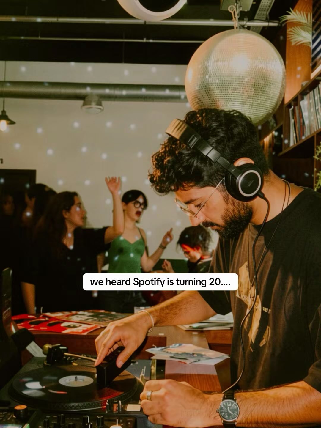 CALLING OUR COMMUNITY 🌟
We want to celebrate with you.
It’s BYOVs 2 year anniversary, so in true Majoris style, we want to have a party. And make it one to remember. 🪩
Wednesday 27th May.
7-11pm
Free entry.
@cafe_1001
Bring your best vinyl. One only. The best one.
Until then, keep listening.
MM x