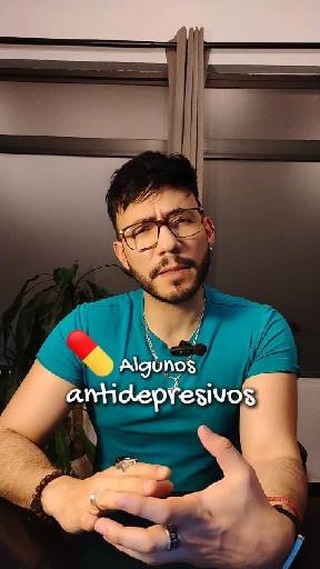 🧠 ¿Sabías que algunos antidepresivos pueden influir en tu deseo o en el 0rg4sm0?
💭 A veces puede sentirse como:
👉 Menos deseo
👉 Más dificultad para excitarte
👉 Retraso o ausencia del 0rg4sm0
👉 Sensación de desconexión durante el encuentro
⚠️ Y no, eso no significa que algo esté mal contigo.
Es un efecto secundario conocido y frecuente de algunos tratamientos…
pero eso NO es motivo para suspender tu medicación por tu cuenta.
💡 Hablarlo con tu médico y acompañarlo desde la sexoterapia puede ayudarte a encontrar estrategias para cuidar:
✔ Tu salud mental
✔ Tu bienestar emocional
✔ Y tu s3xu4lid4d al mismo tiempo
✨ Cuidarte no debería implicar renunciar a una parte de ti.
En SEXUS te acompañamos a vivir este proceso con información, herramientas y sin culpa.
💬 Comenta “NO LO SABÍA” si esta información te sorprendió.
📲 Síguenos para más contenido sobre salud mental, vínculos y s3xu4lid4d consciente.
#Antidepresivos #SaludMental #S3xu4lid4dConsciente #SexusSinTabúes #EducaciónS3xu4l #PsicologíaS3xu4l #BienestarEmocional #Sexoterapia #ChuyPeces #DeseoS3xu4l #SaludIntegral #PlacerConsciente