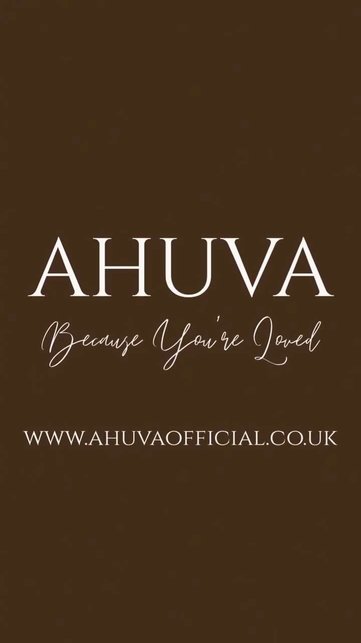 CLEAN! Wooden over plastic!
Our beard comb is gentle on both beard and skin. No static or breakage. Just a well groomed beard.
Shop the link in bio. Have a product you love? Tag us or send us your video or photo and get % off your next Ahuva purchase 🤎
#BeardComb #WoodenBeardComb #BeardCare #BlackOwnedBusiness #NaturalGrooming