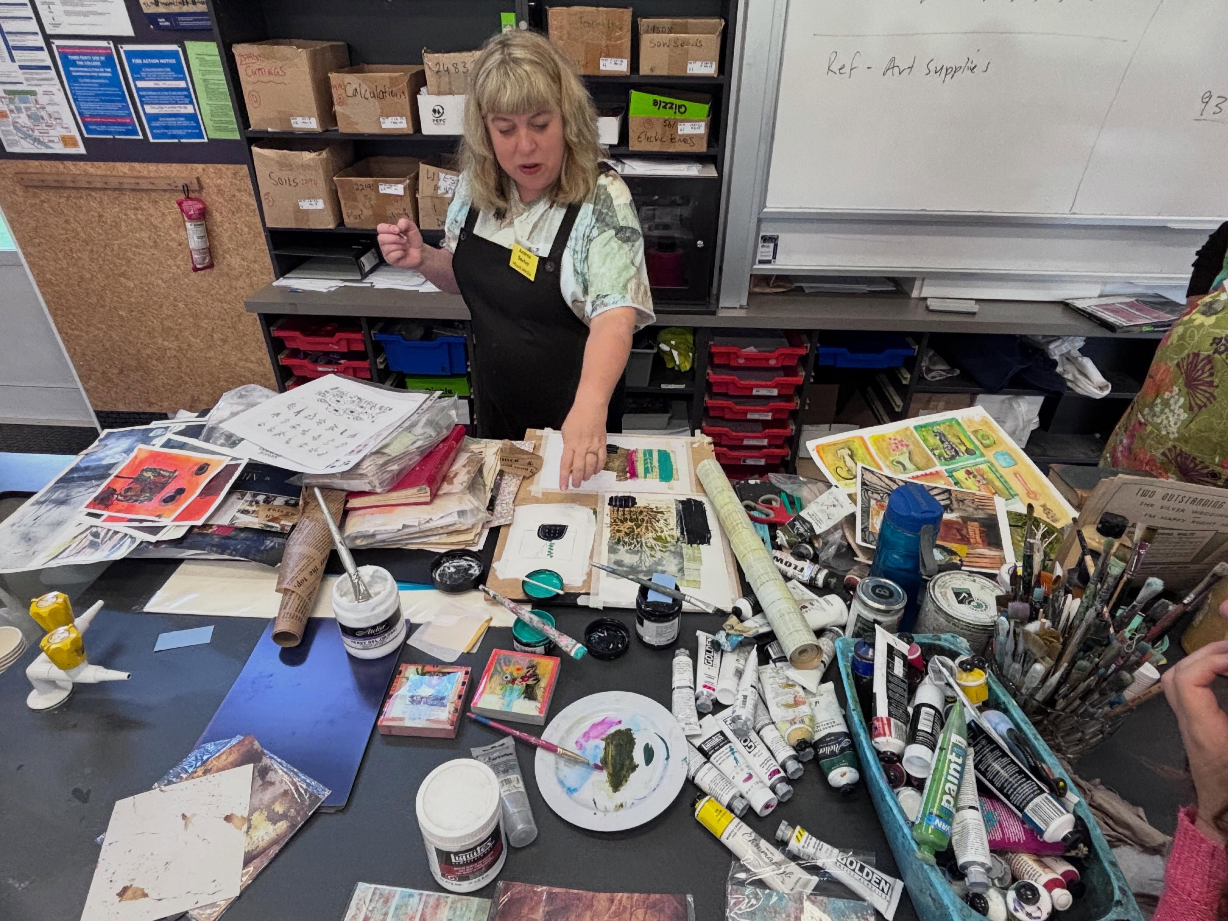 Love a workshop! Teaching adults, young adults and tamariki is something I adore. Thought I might take a break for a bit when I left town in 2024, but that lasted all of 6 weeks. Local school’s, my studio workshops and further afield, I’m excited to share that I’m a guest tutor at an art school in Nelson in Sept/ Oct, places are limited, so if you’re keen, get amongst it. I also have my pet portrait workshop happening on the 24th of May, last chance to purchase tickets there too, just head to my website www.andreasextonartist.com.
Nelson link is http://www.artandyou.co.nz/
#littleredcabooseartgallery #orepuki #mixedmediaartist #localart #littlegallery