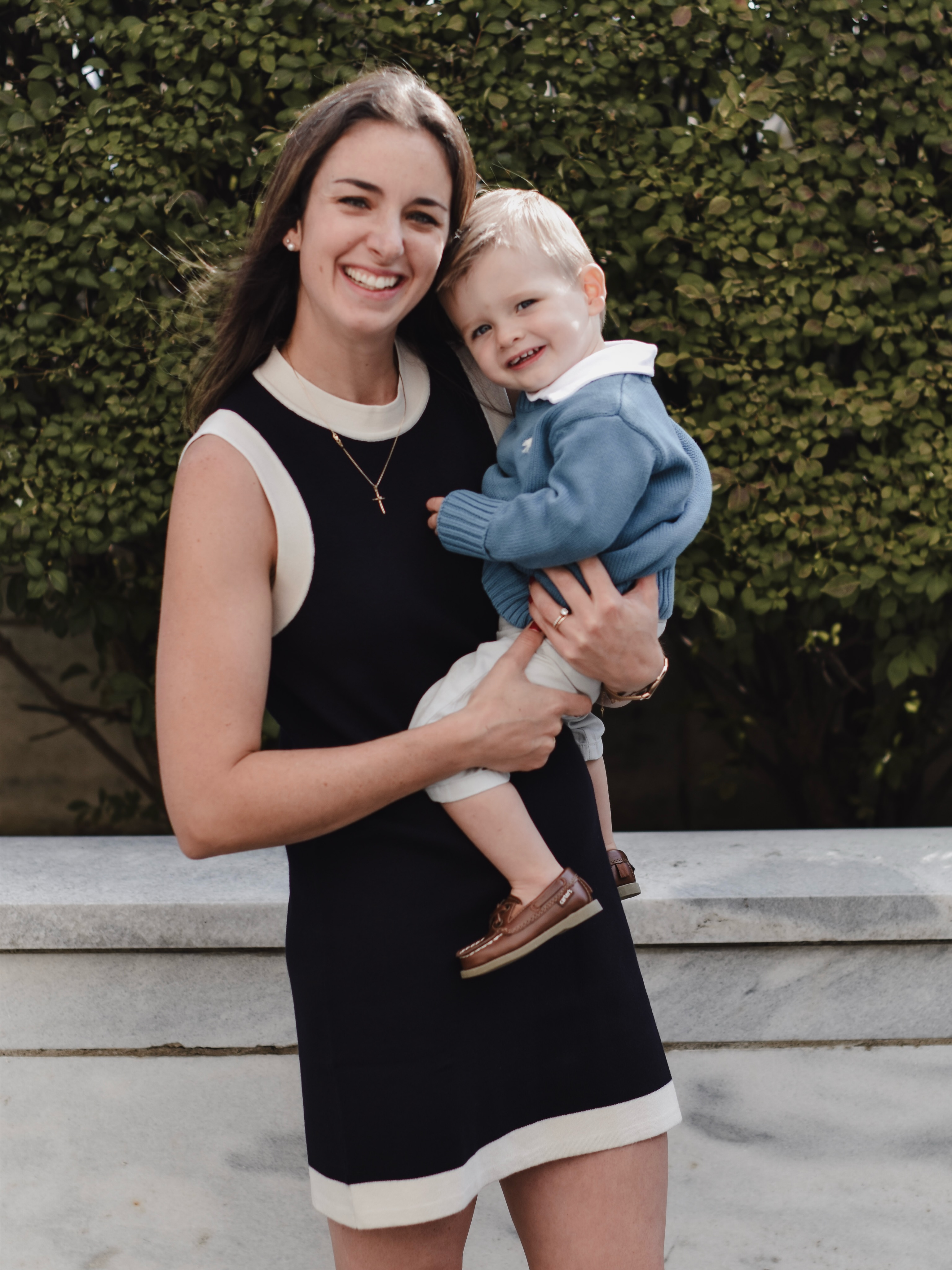 Happy Mother’s Day to all the moms I have the privilege of knowing and working with 🤍
Day in and day out, I see how much love, time, and energy moms pour into helping their children thrive.
Getting to support you as you learn how to best help your child, celebrate progress, and navigate all the little in-between moments is something I never take for granted.
So many of the moms I’ve had the gift of working with have also helped shape me into the mom I am today, and for that I’ll forever be grateful 🫶🏼
Wishing you a day filled with love, laughter, and lots of giggles from your little ones ☀️