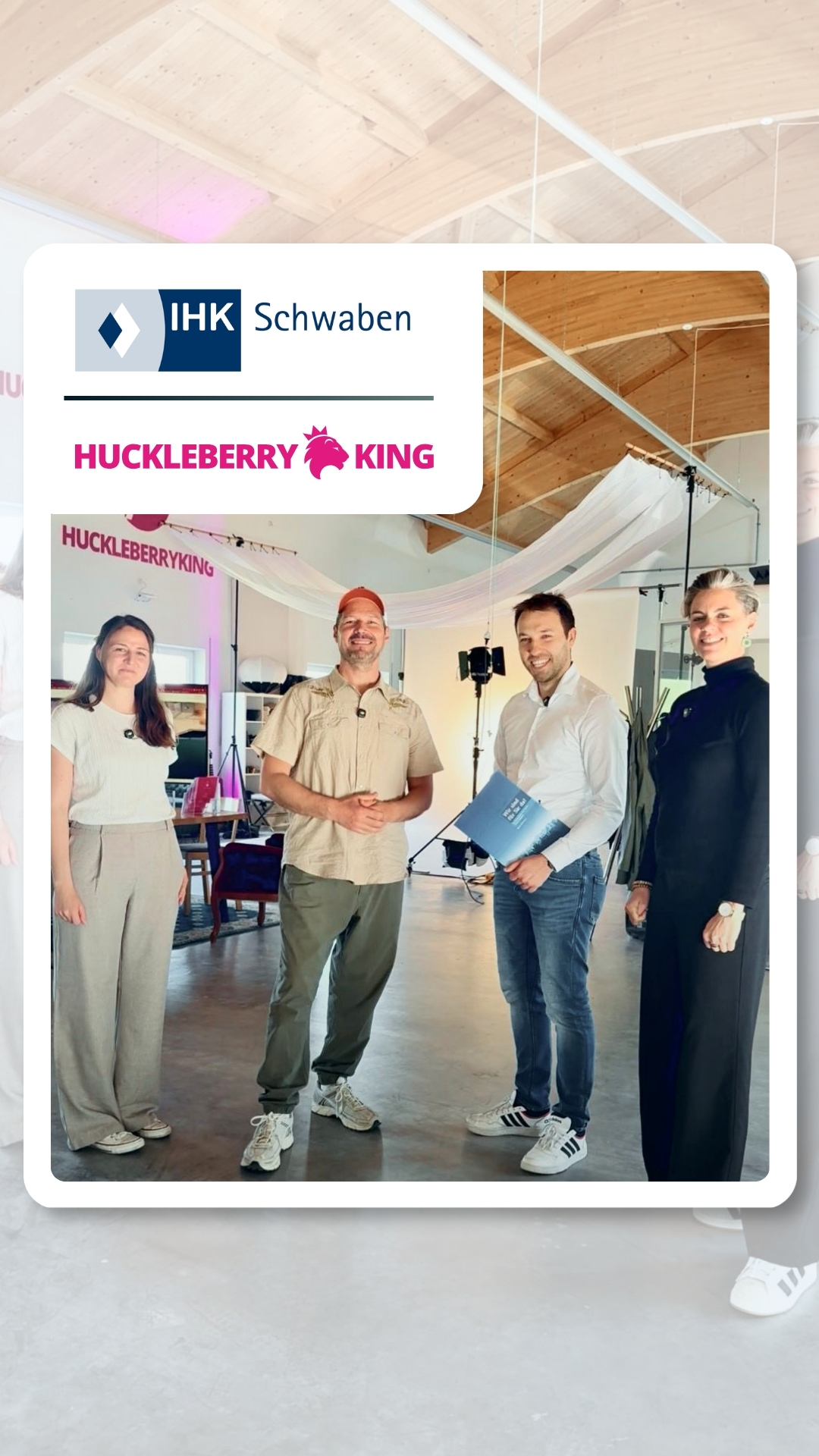 Besuch des Regionalgeschäftsführers Matthias Hausmann, der IHK Schwaben🎬
Gemeinsam haben wir uns zu vielen wichtigen Themen ausgetauscht – insbesondere zum Thema Ausbildung.
Gerade in diesem Bereich ist ein guter Ansprechpartner Gold wert. Mit der IHK Schwaben haben wir genau so einen Partner an unserer Seite: persönlich, nahbar und mit vielen wertvollen Angeboten für Unternehmen in der Region🤝
Danke für den Besuch, das gute Gespräch und den gemeinsamen Blick auf die Möglichkeiten der IHK Schwaben. 🙌
#huckleberryking #ihkschwaben #ihk #ausbildung #mediengestalterbildundton