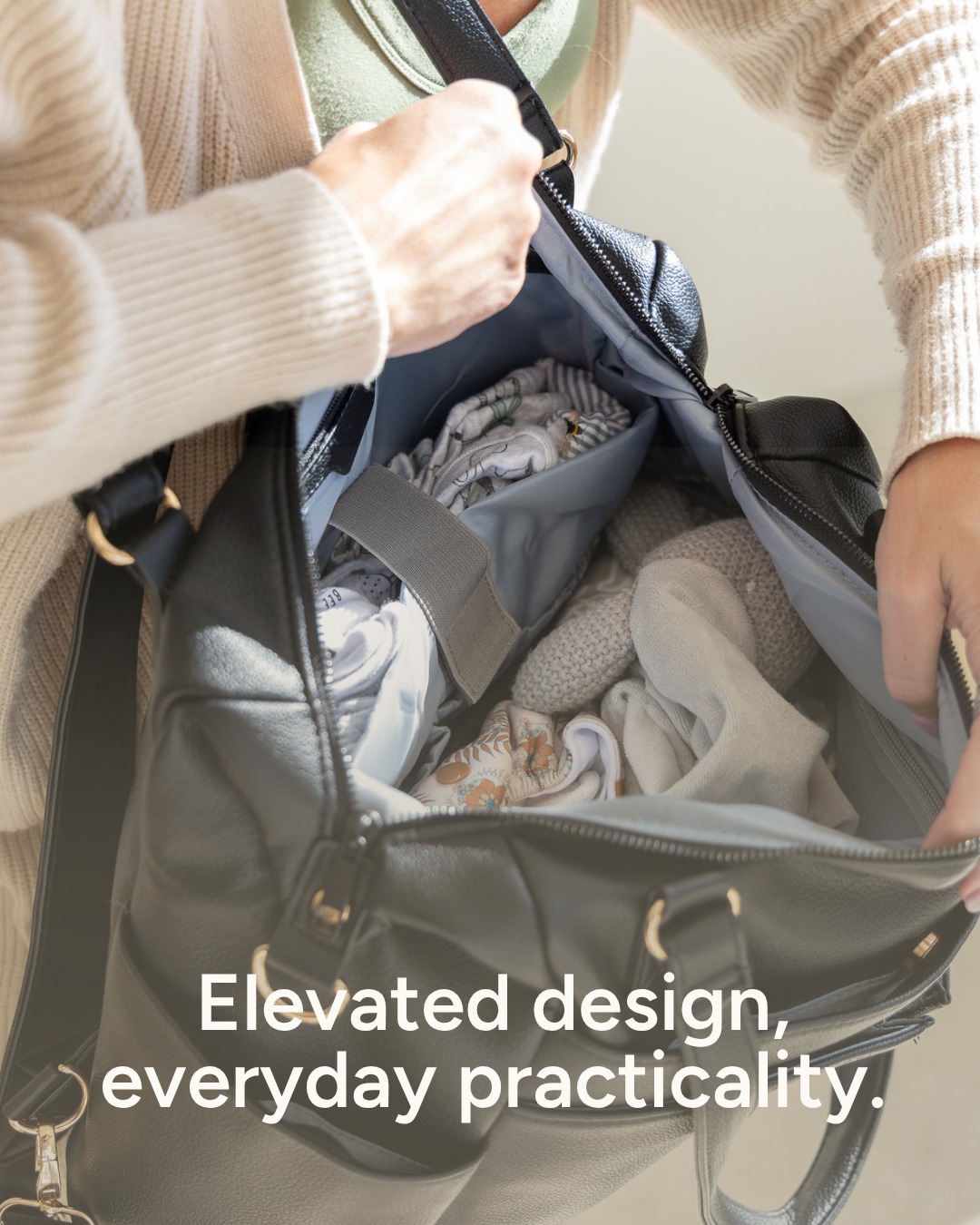 Everything you need, all in one place.
Designed by a mum who knows what real days look like.
#LuxeBaby #BestToGoBag #MumsBestFriend