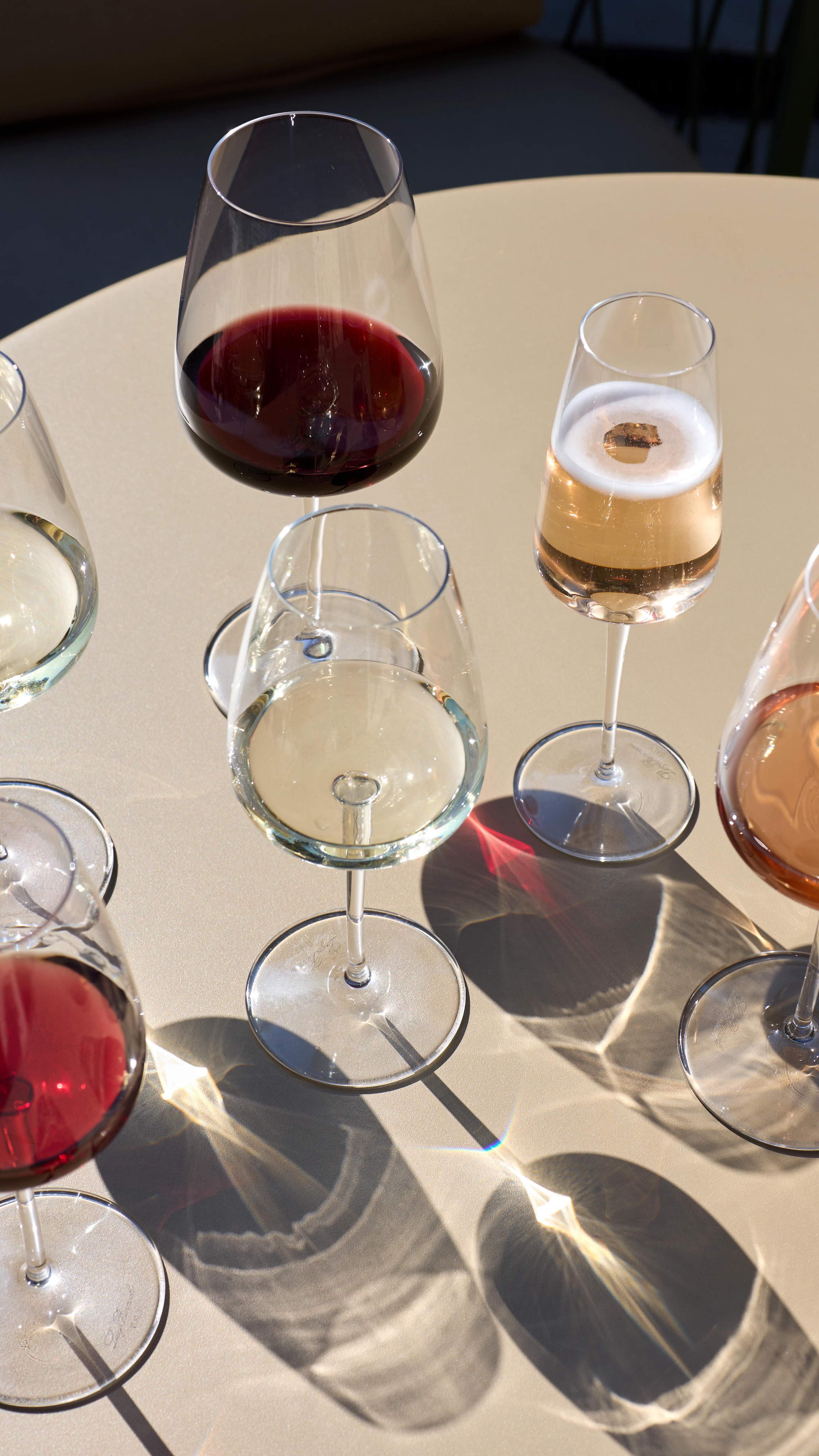 A thoughtfully curated selection of wines, chosen to complement each dish and reflect the changing seasons. Our pairings are guided by expertise and a deep understanding of balance, enhancing every course with precision.
From lighter, expressive notes to more structured, complex profiles, each pairing is designed to elevate the dining experience at Moda.
Join us at Moda and discover our wine pairings.
#cotswolds #finedining #winepairing