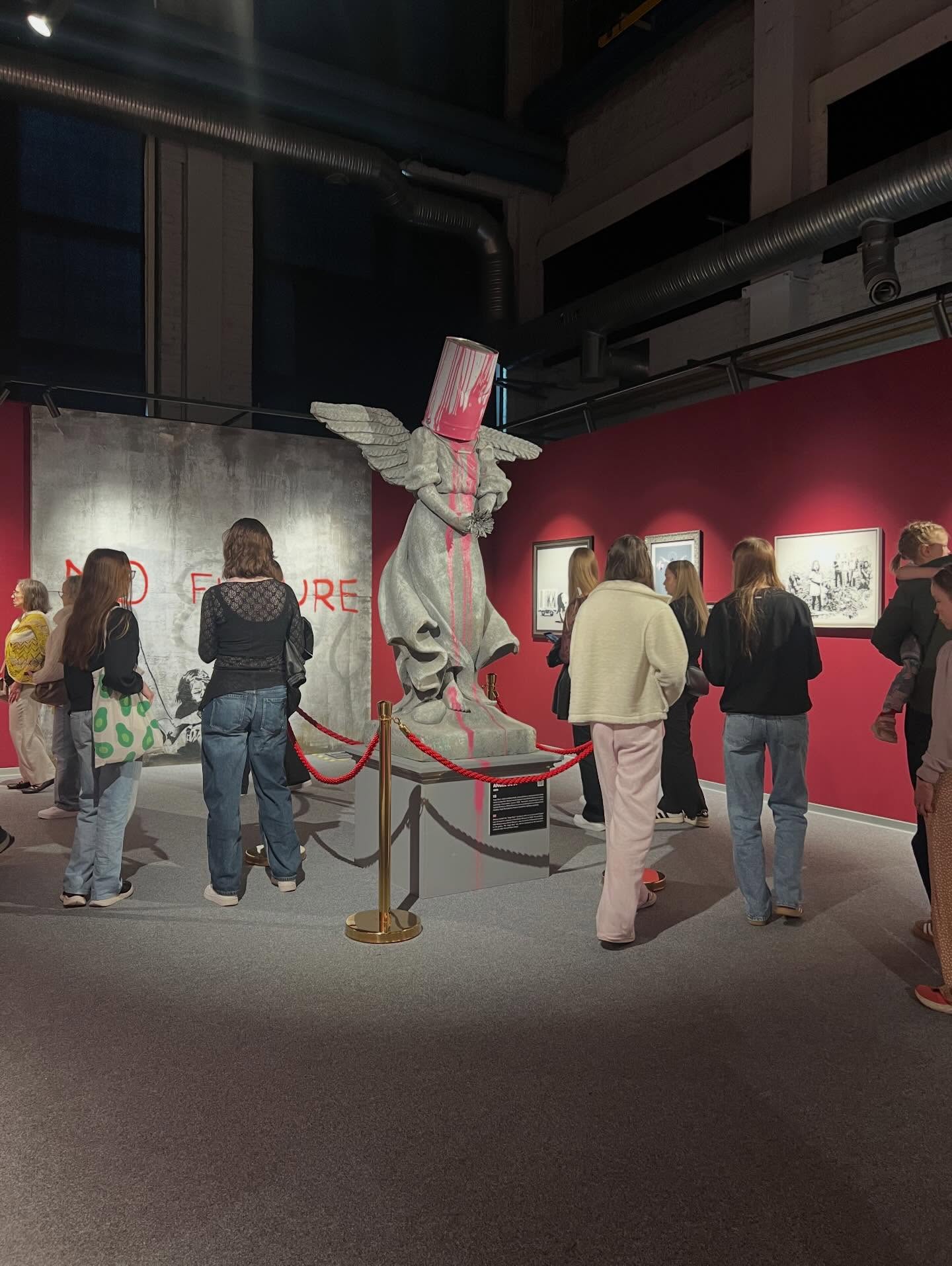 Tänään lukiolaiset pääsivät nauttimaan The Mystery of Banksy - A Genius Mind näyttelystä Turussa! 🎨
#sakylanseudunlukio