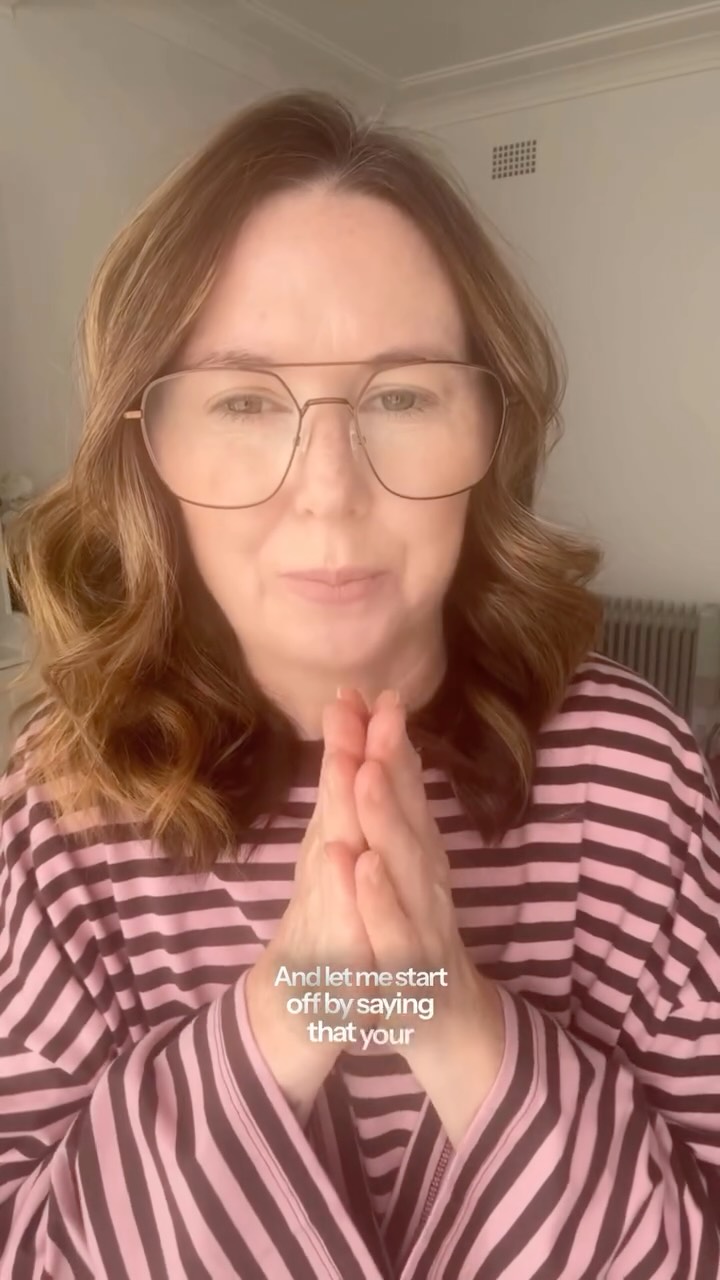 BRIDAL BANTER EP 2 PART 1 🙈
Your wedding hair starts long before your wedding morning and no, supermarket shampoo just isn’t it.
You prep your skin for months leading up to your big day… your hair deserves the same energy ✨
Using salon-quality shampoo + conditioner consistently in the lead-up makes the biggest difference in how your hair looks, feels and styles on the day. Heavy product build-up, cheap ingredients and the wrong products for your hair type can completely affect the final result.
I can make clean hair dirty… but I can’t make dirty hair look clean 😅
Also … avoid any drastic colour changes in the lead up to your wedding. This is not the time for experimenting 👏🏼
Healthy, well-prepped hair = the dreamiest bridal style that actually lasts 🤍
Save this for your bridal prep checklist & send to a bride-to-be who needs this reminder ✨
Like Coment Share !!!!
#newcastlehairstylist #weddinghair #hairprepguide #bridalbanter #huntervalleyhairstylist