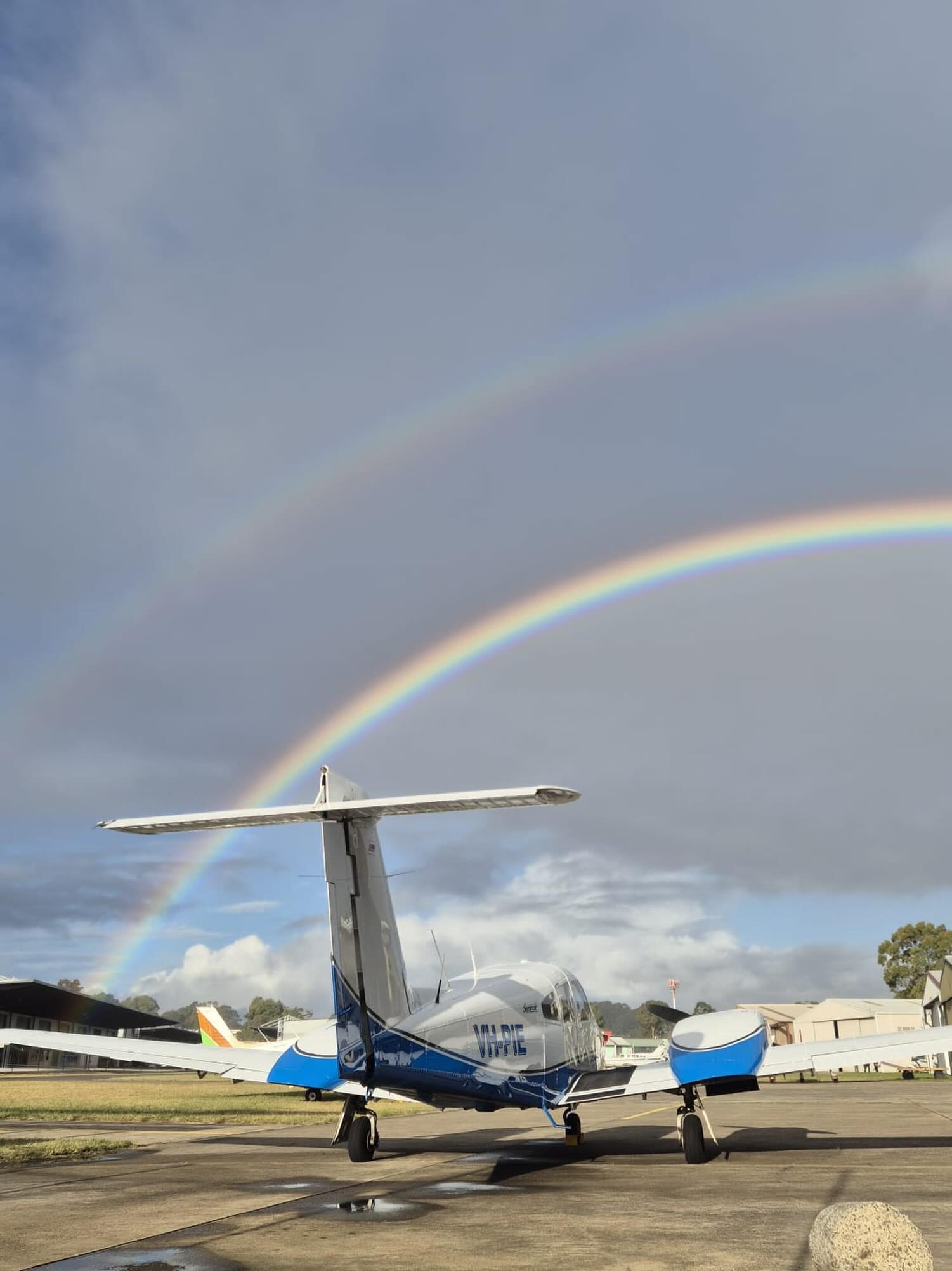 Great shot of PIE after the rain has stopped at Bankstown!! ✈️🌈🌧️
#flightschool #seminole #rainbow