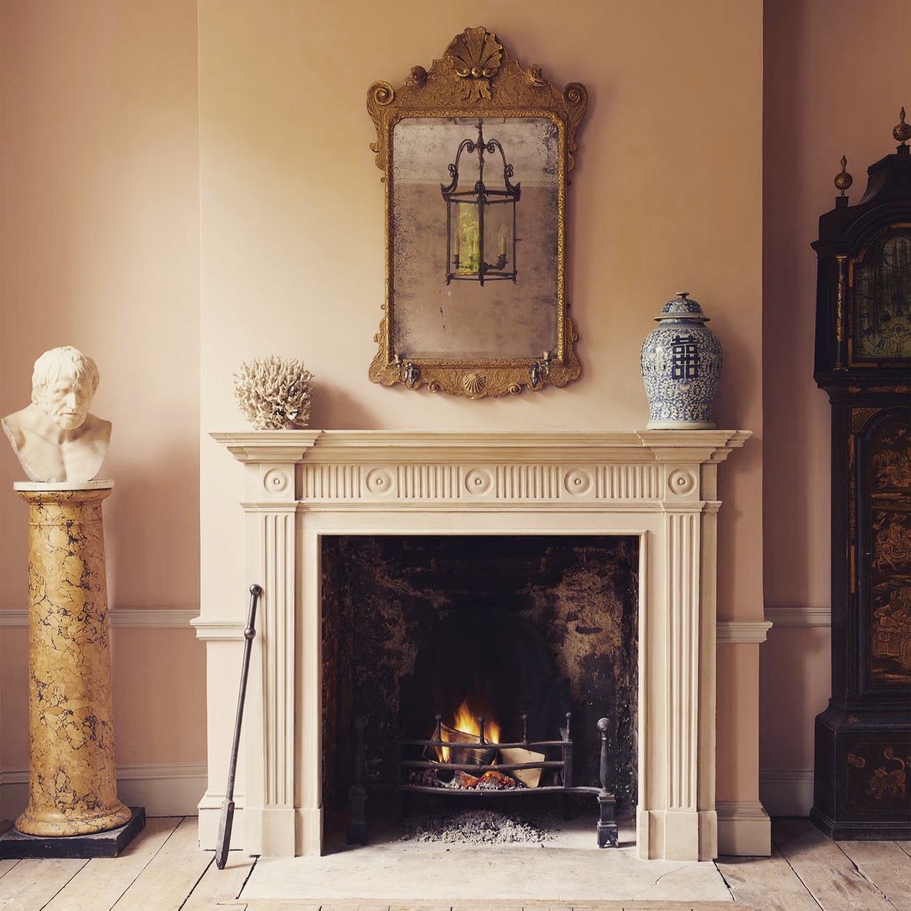 As British interior designers ourselves, our team love to share a little black book of suppliers through our sister business, Lisa Baker Design Studio, with whom we work in partnership.❤️
Over the past 25 years, Jamb London on Pimlico Road has earned a reputation as one of the world’s finest antique and reproduction houses, offering fireplaces, lighting, and furniture – all woven together by Will Fisher and Charlotte Freemantle’s shared love of the classical English country house aesthetic. ❤️
#oscarandpatch #countryhouse #englishcountryhouse #pimlicoroad #classicinteriors
