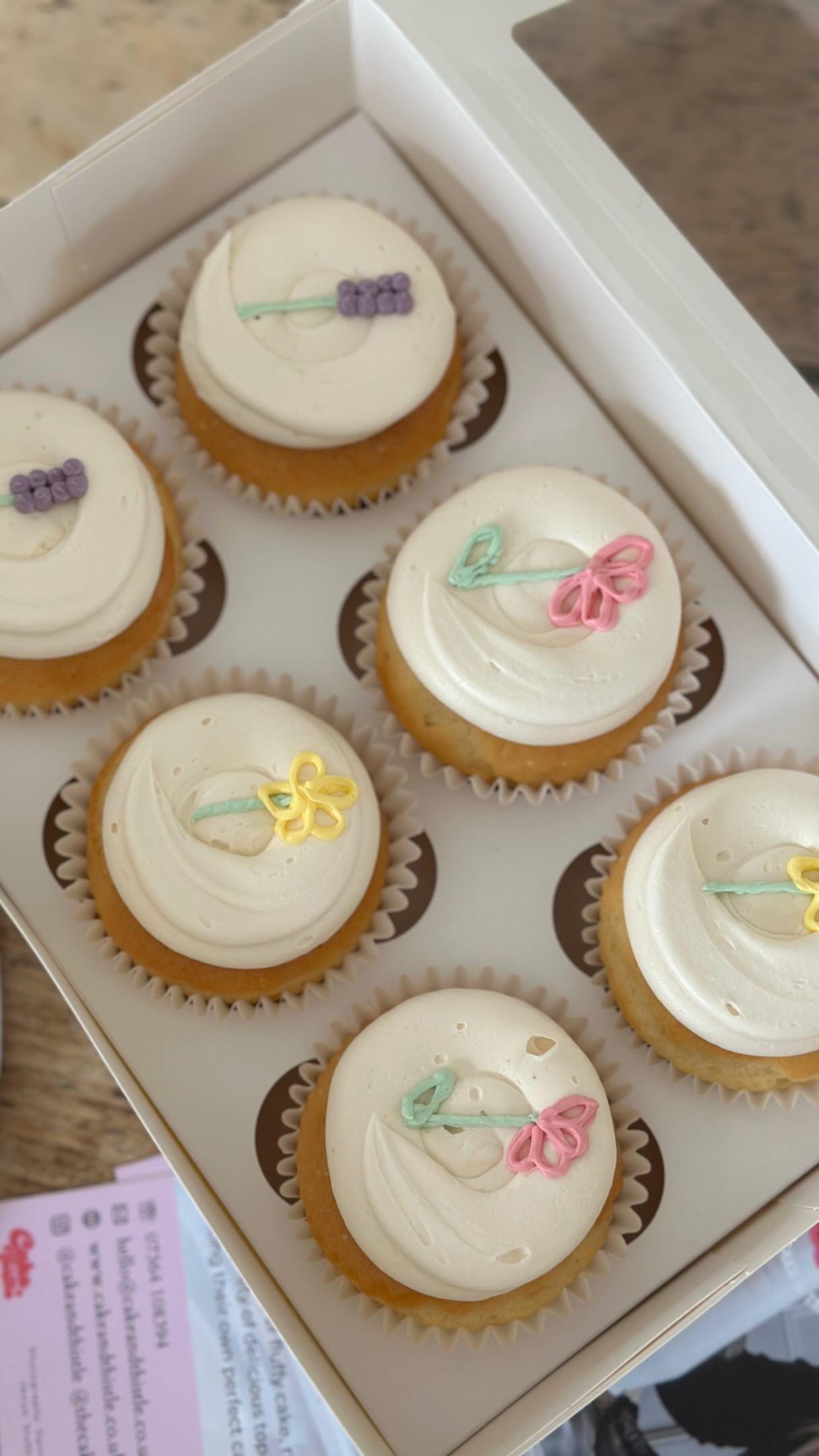 Planning a birthday or celebration weekend at @ashlin_farm_barns? I can have your cake delivered, set up and ready waiting for you before you even arrive 🤍
No stressing about cake pick up logistics. No balancing cake boxes in the car. Just turn up and enjoy your weekend while I sort the sweet part!
From themed birthday cakes to full dessert tables, I absolutely love creating cakes for celebrations here 🫶
And yes… delivery to the barns is completely free 🤍