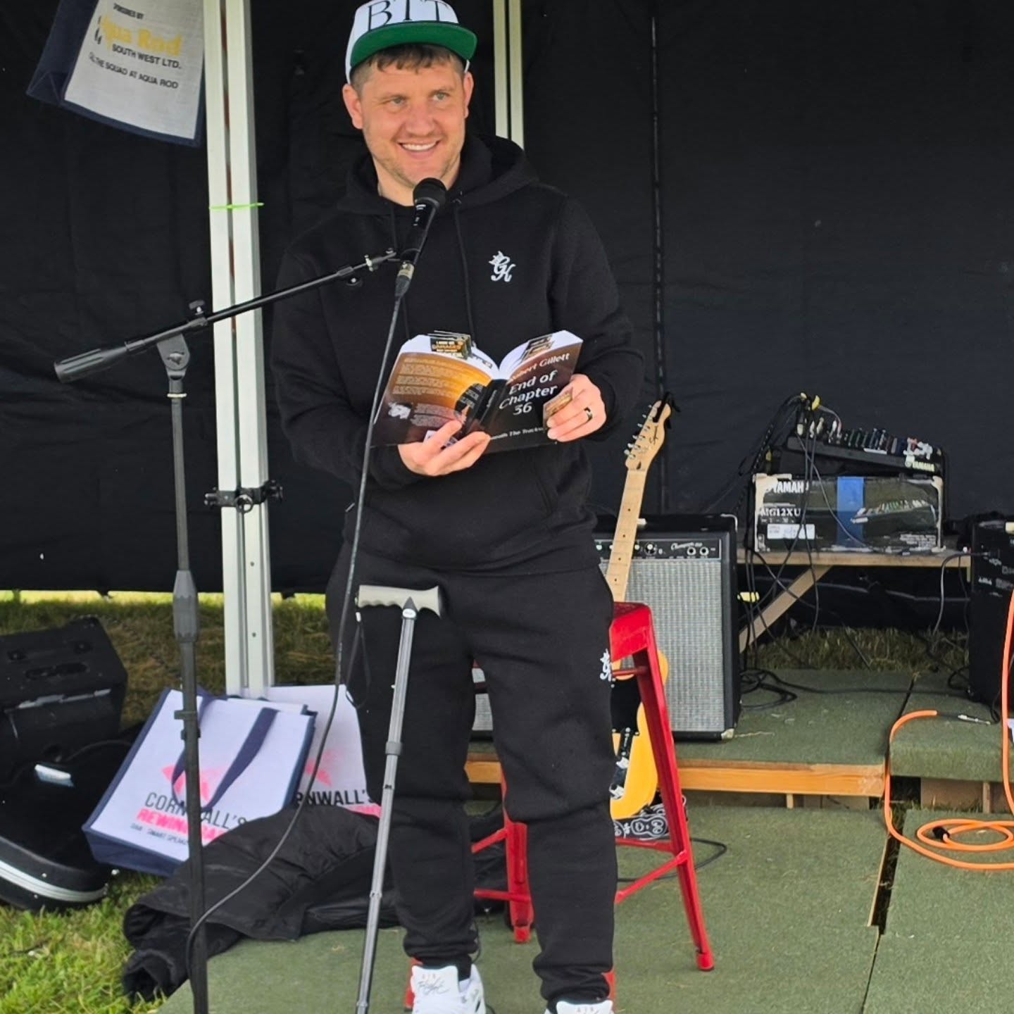 You don't many days like this @2bays_trust 🧡 I performed to A list crowd and was on the rewind radio. 😎
Me and @donnamariegillett spent time the MS Society North Cornwall Satellite Group Kirsty Ferguson Tj Row Bronwen Hockerday chatted with a Ben Maguire MP and spent some time chatting with Barnaby Kay, Nicola Walker and @realsueperkins from the tele 🧡
Some an awesome day. Went straight home to zzzzzzzzz 🥱😴😆
#multiplesclerosis #mswarrior #msawareness #inthistogether #beneaththetracksuit